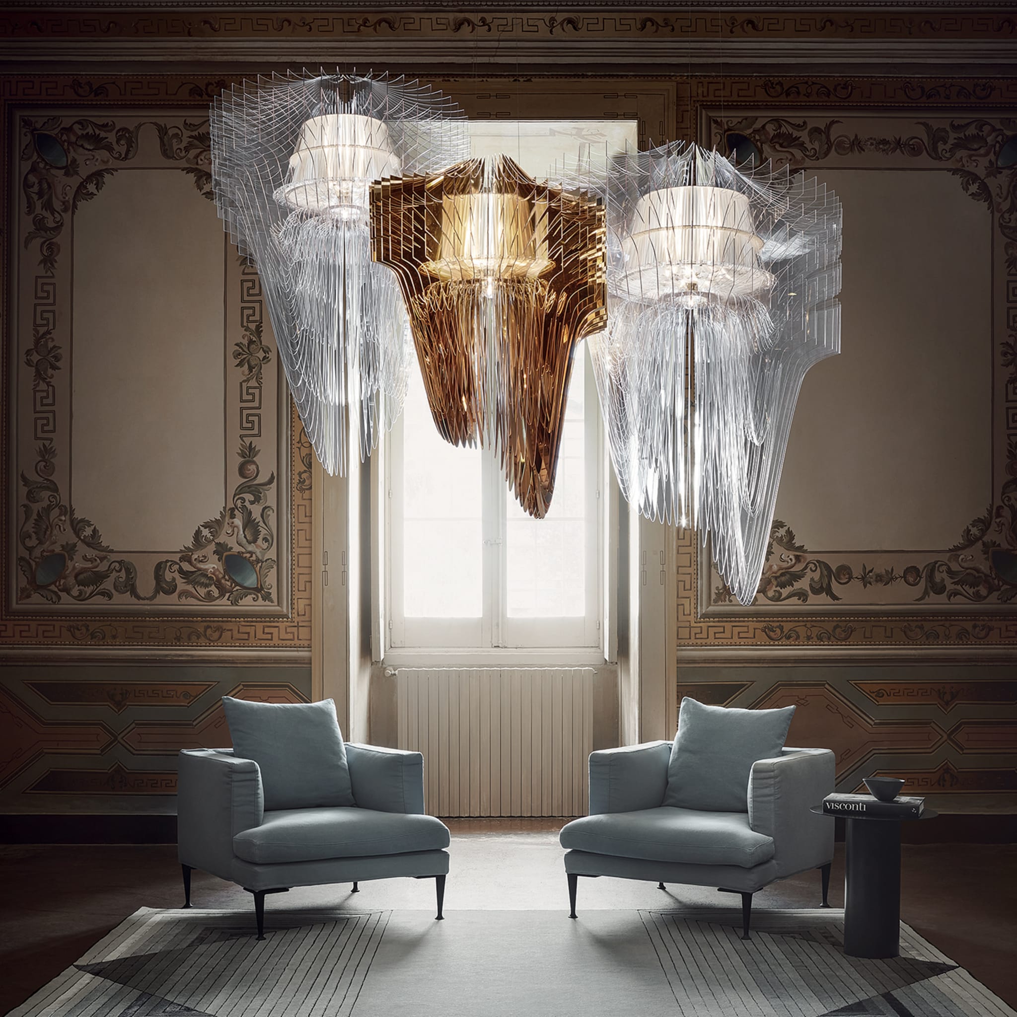 Aria XL Transparent Chandelier by Zaha Hadid - Alternative view 2