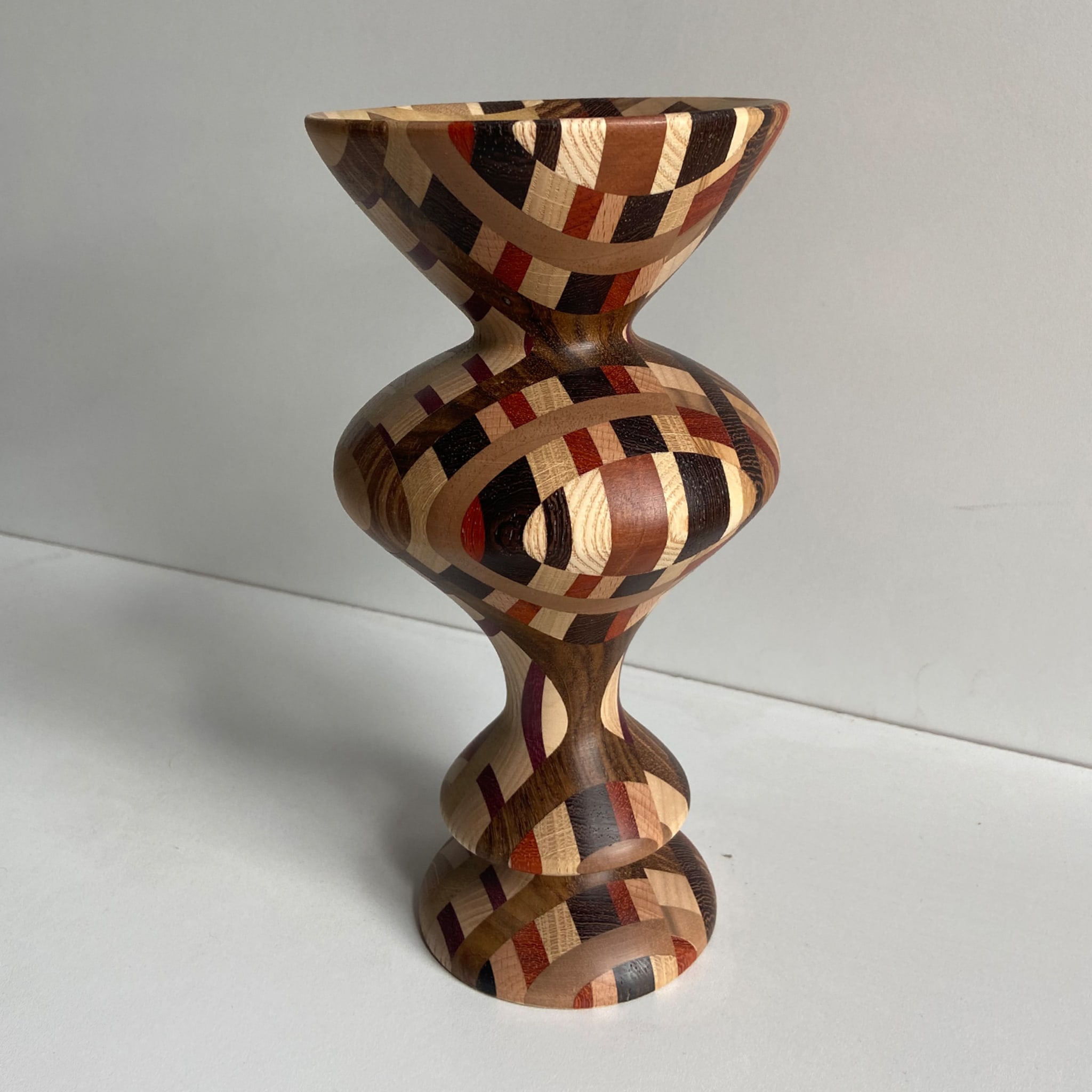 Clint Polyhedral Vase - Alternative view 4