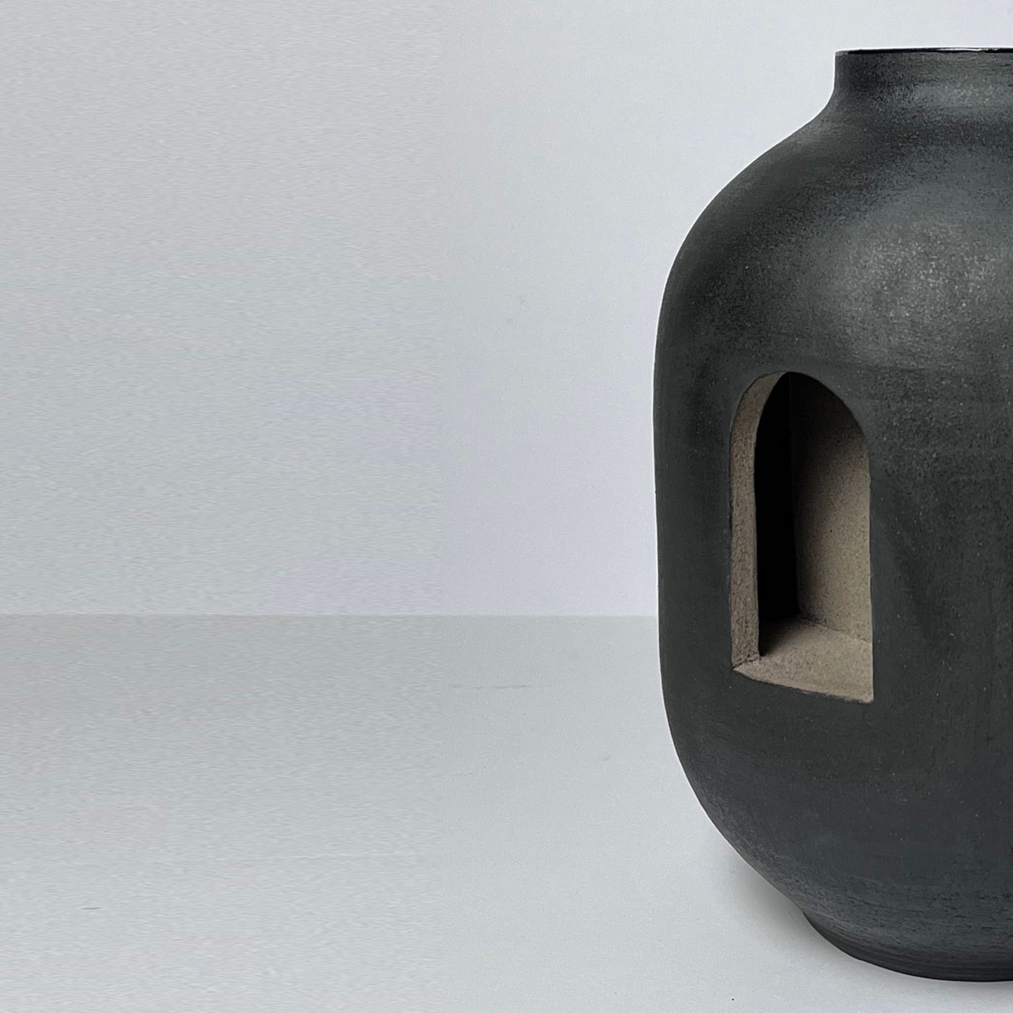 Grès Black Vase - Alternative view 1