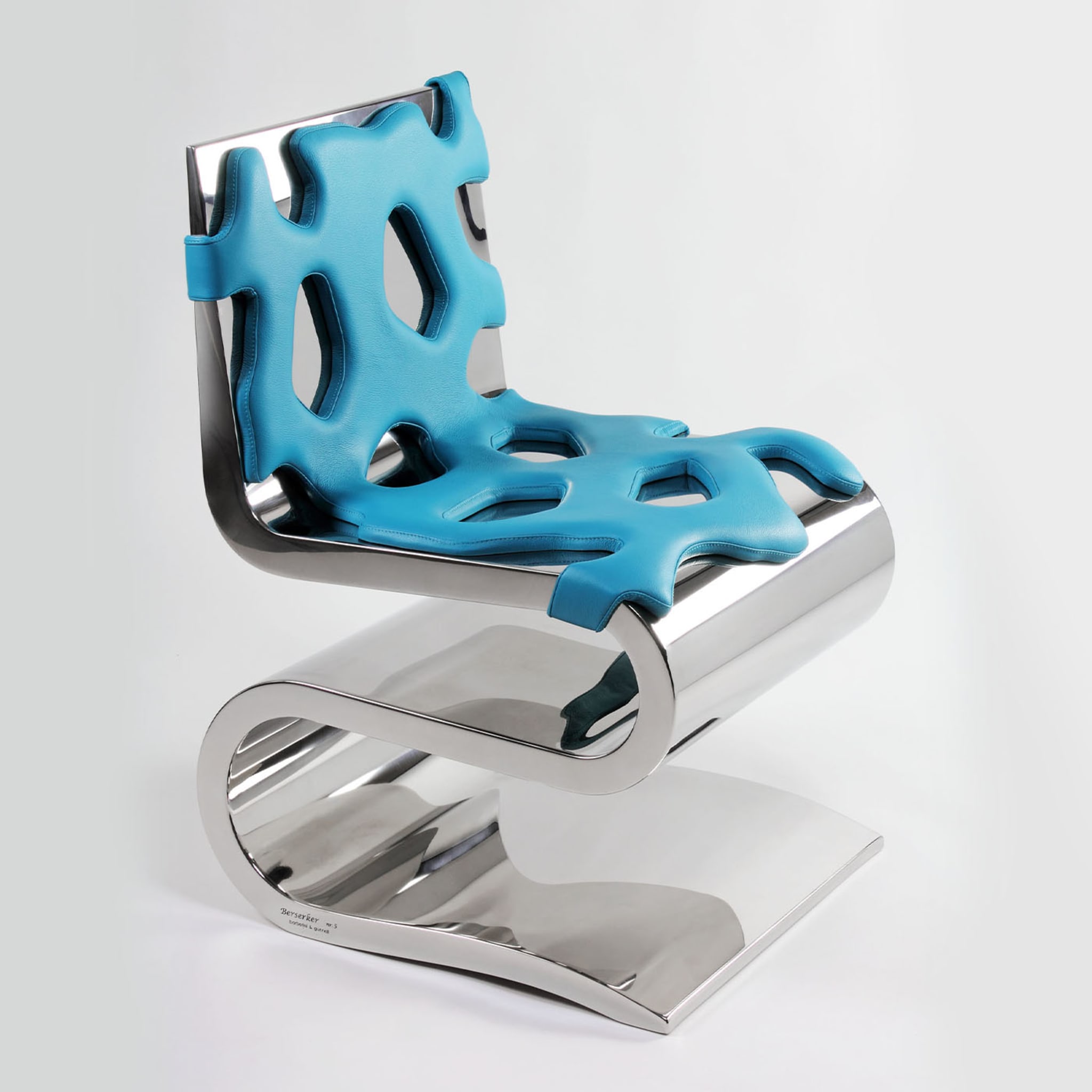 Berserker Aquamarine Chair - Alternative view 3