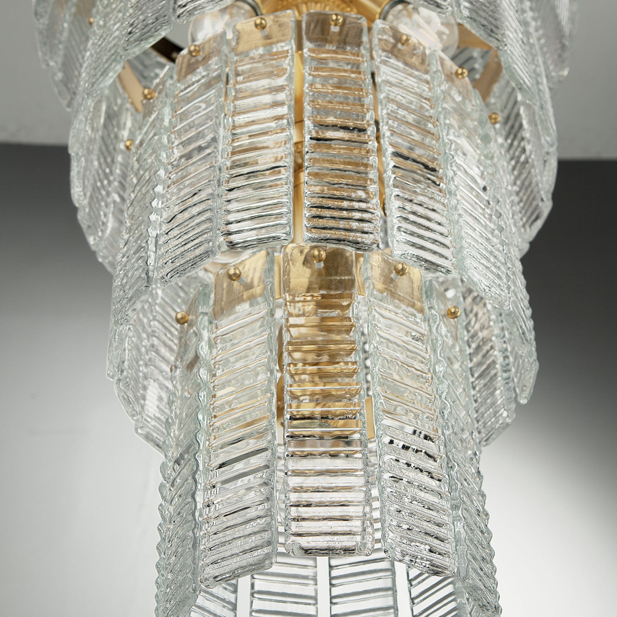 Vogue Clear and Gold Pendant Lamp - Alternative view 1