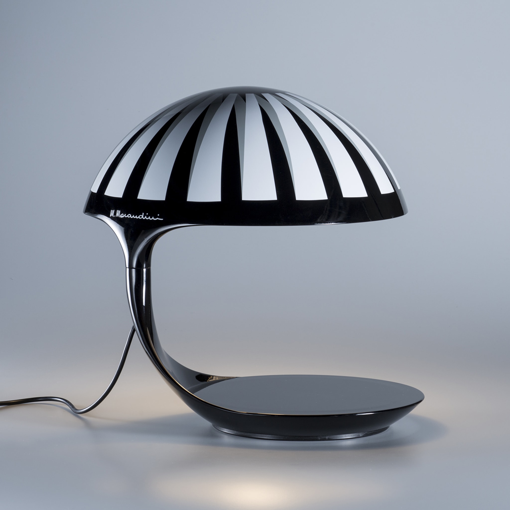 Cobra Texture Black-And-White Table Lamp by Marcello Morandini - Alternative view 2
