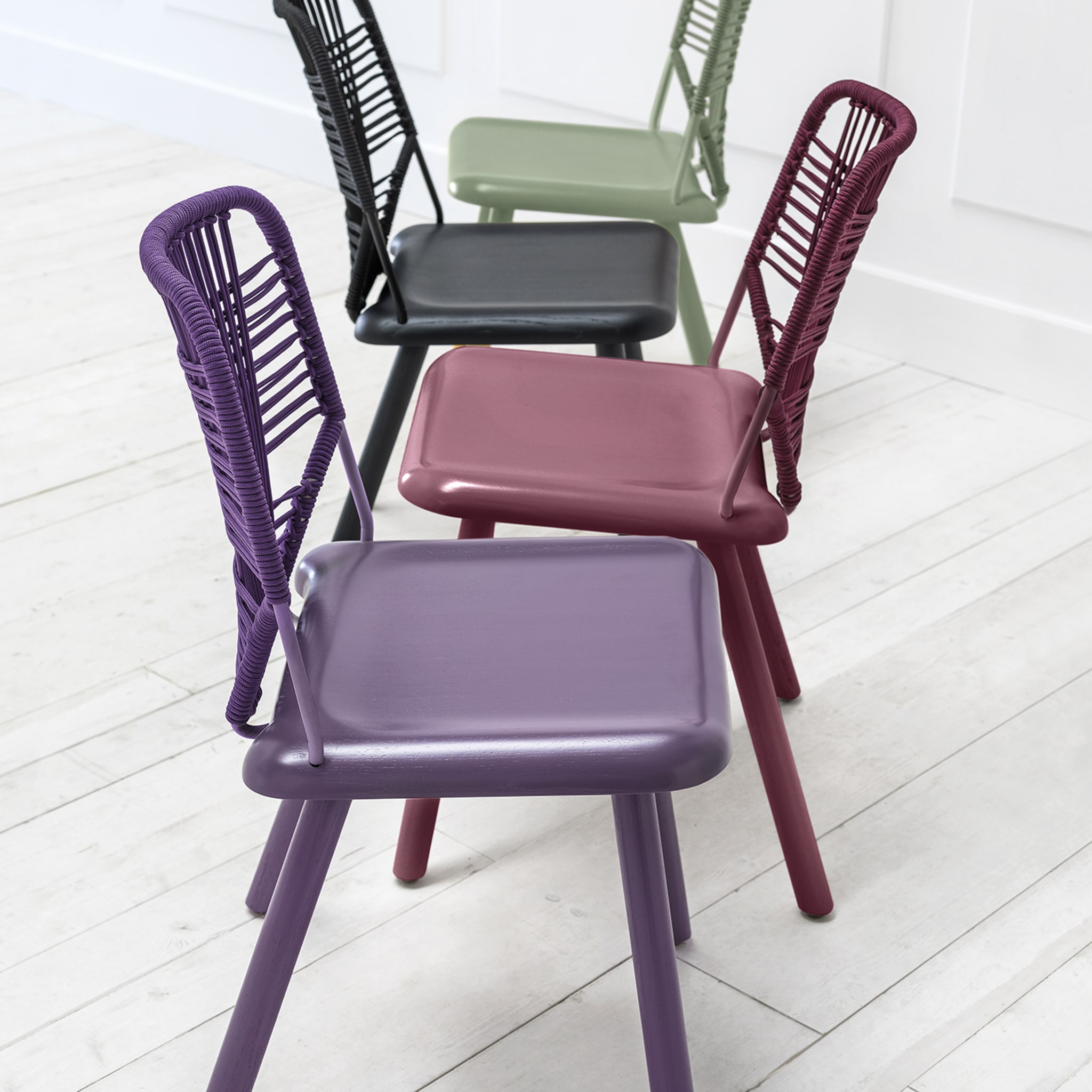 Jackie Purple Chair by Emilio Nanni - Alternative view 1
