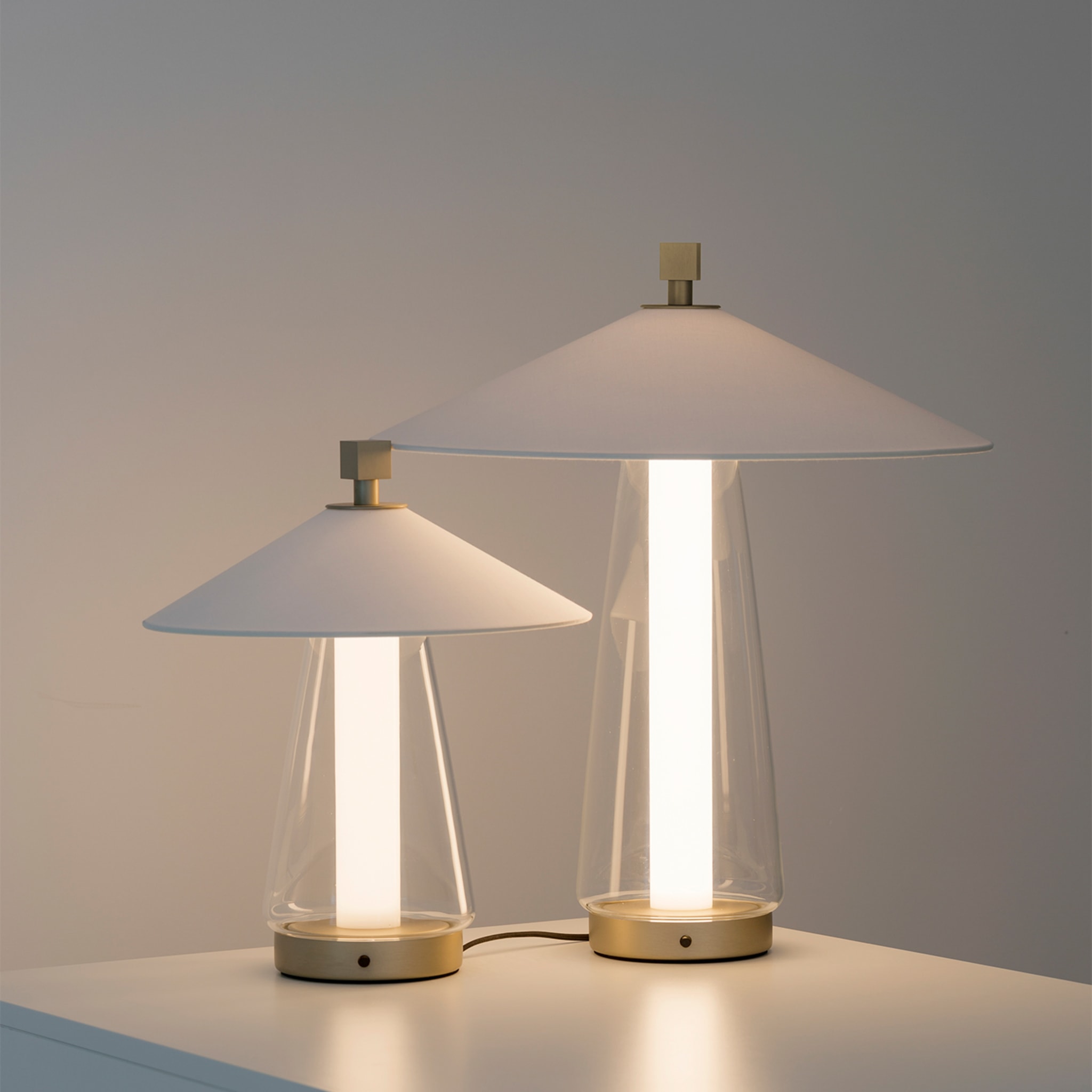 Asia Medium Table Lamp - Alternative view 1
