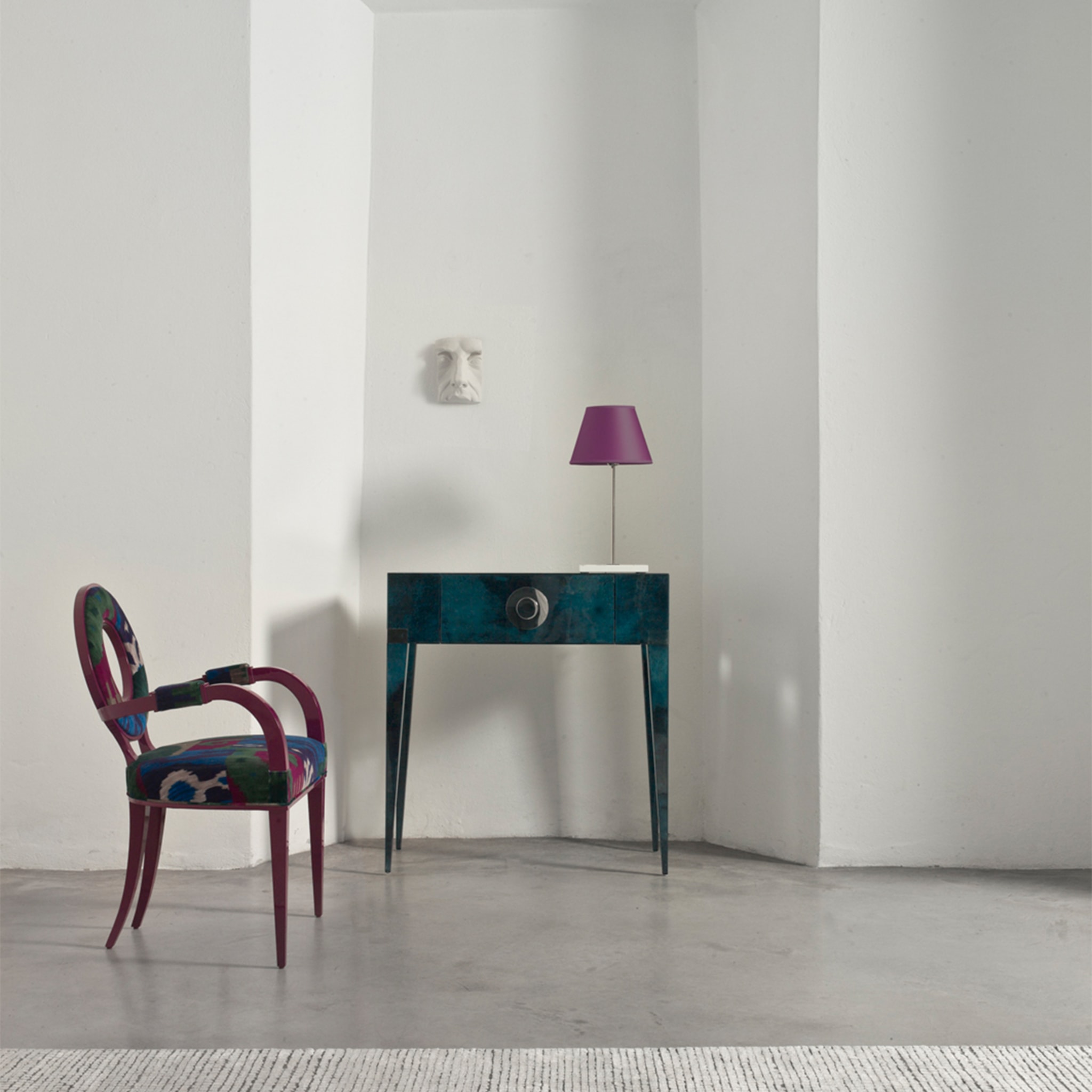 New Moon Magenta Chair With Armrests - Alternative view 5