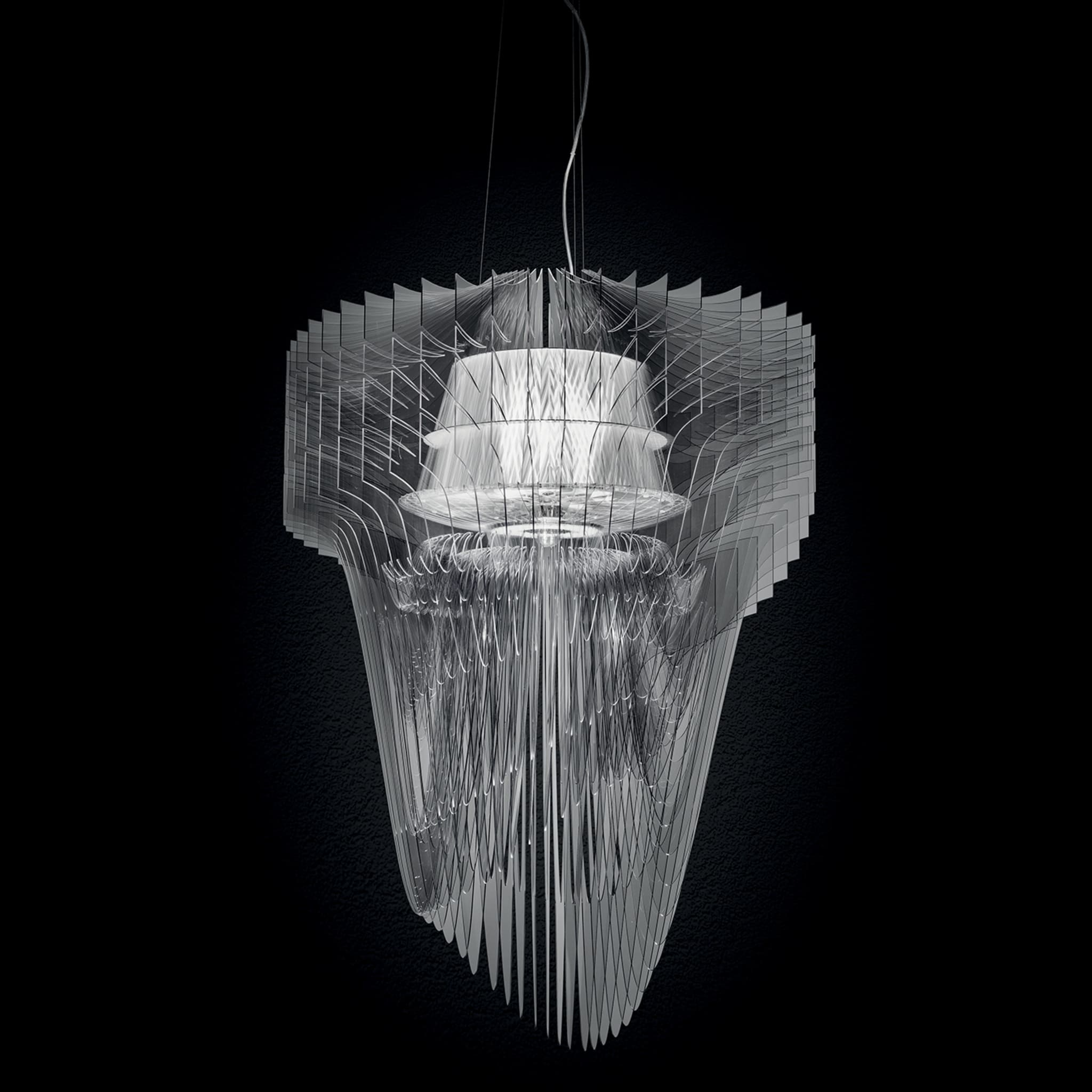 Aria XL Transparent Chandelier by Zaha Hadid - Alternative view 1