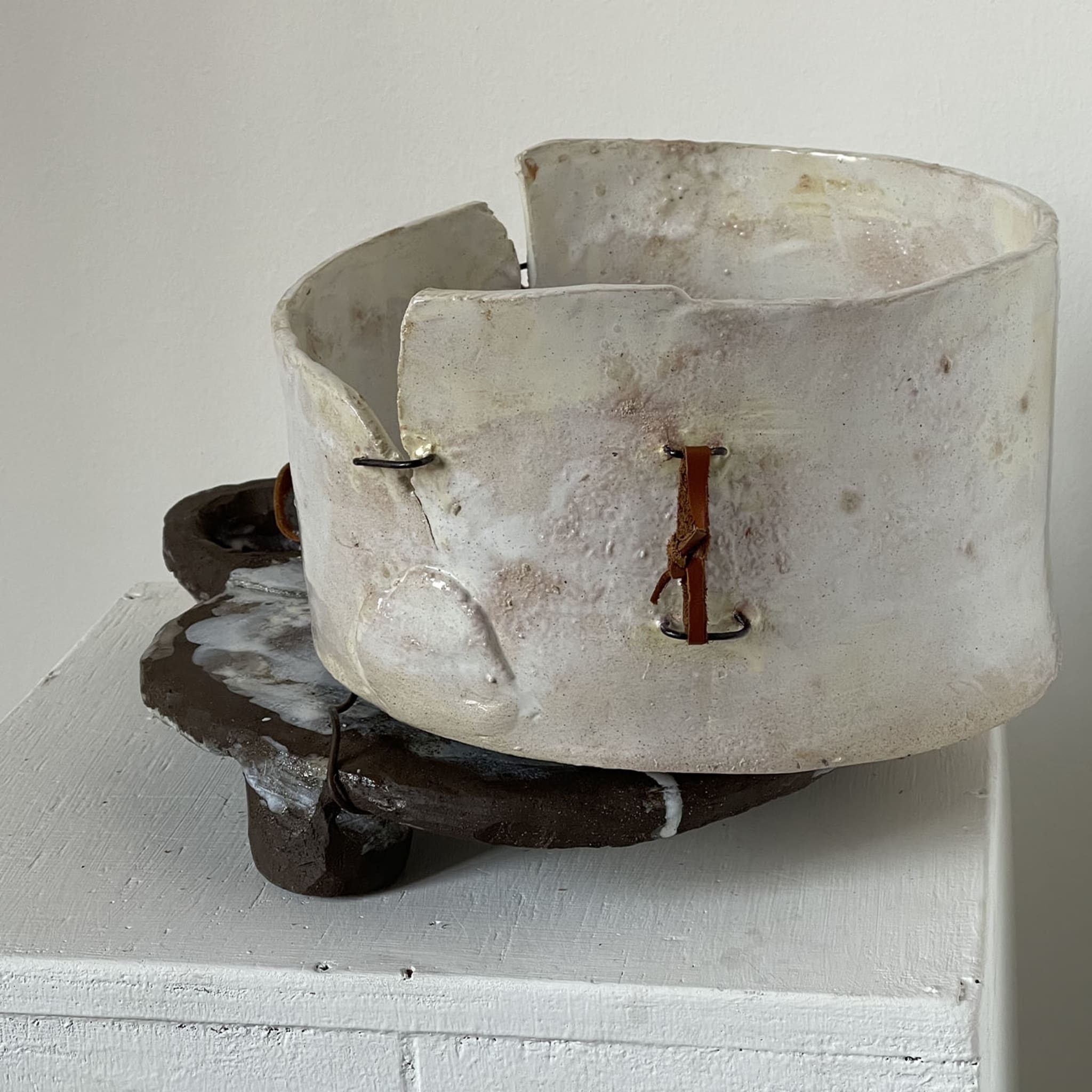 Irregular Beige Decorative Bowl - Alternative view 1