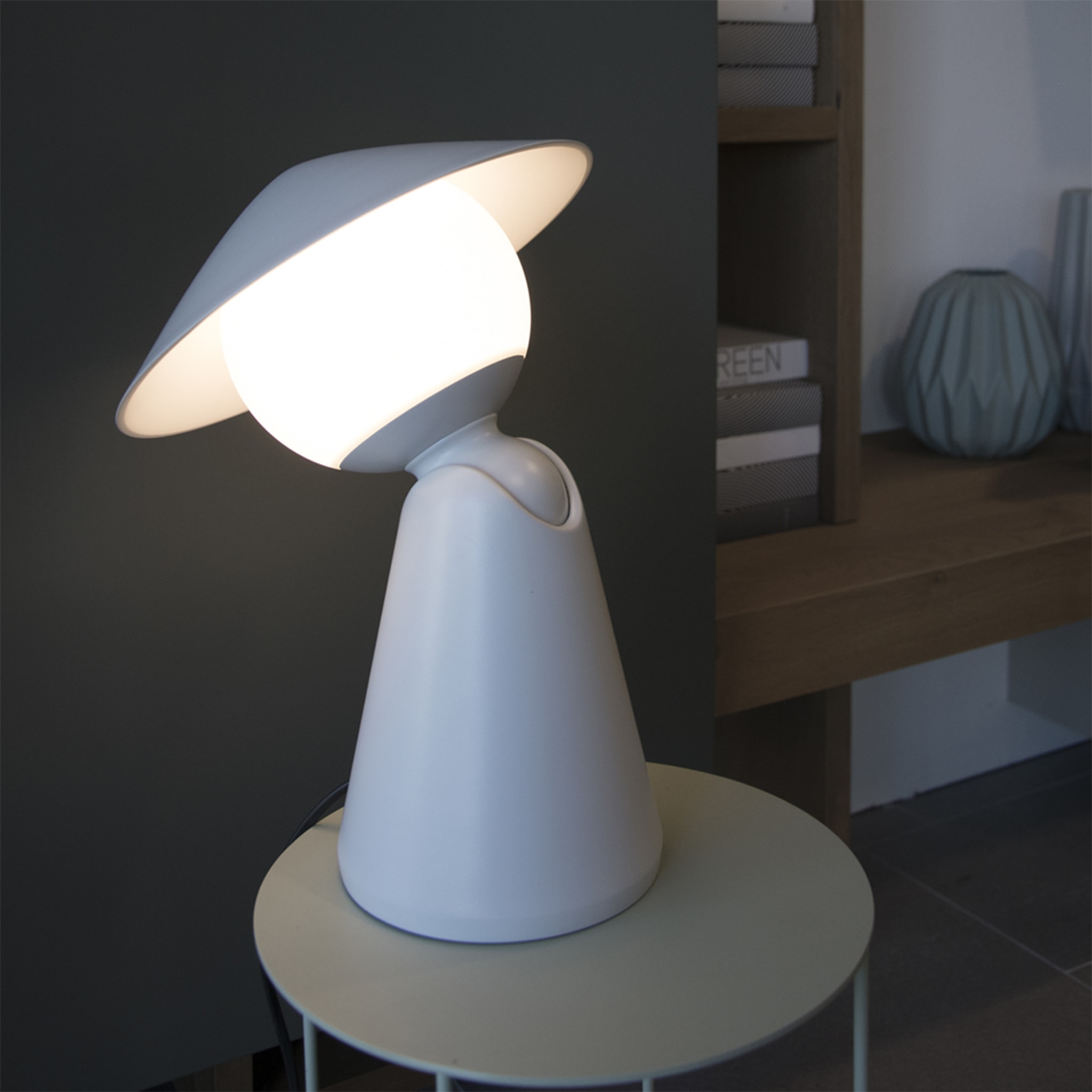 Lampe à poser grise Puddy par Albore Design - Vue alternative 2