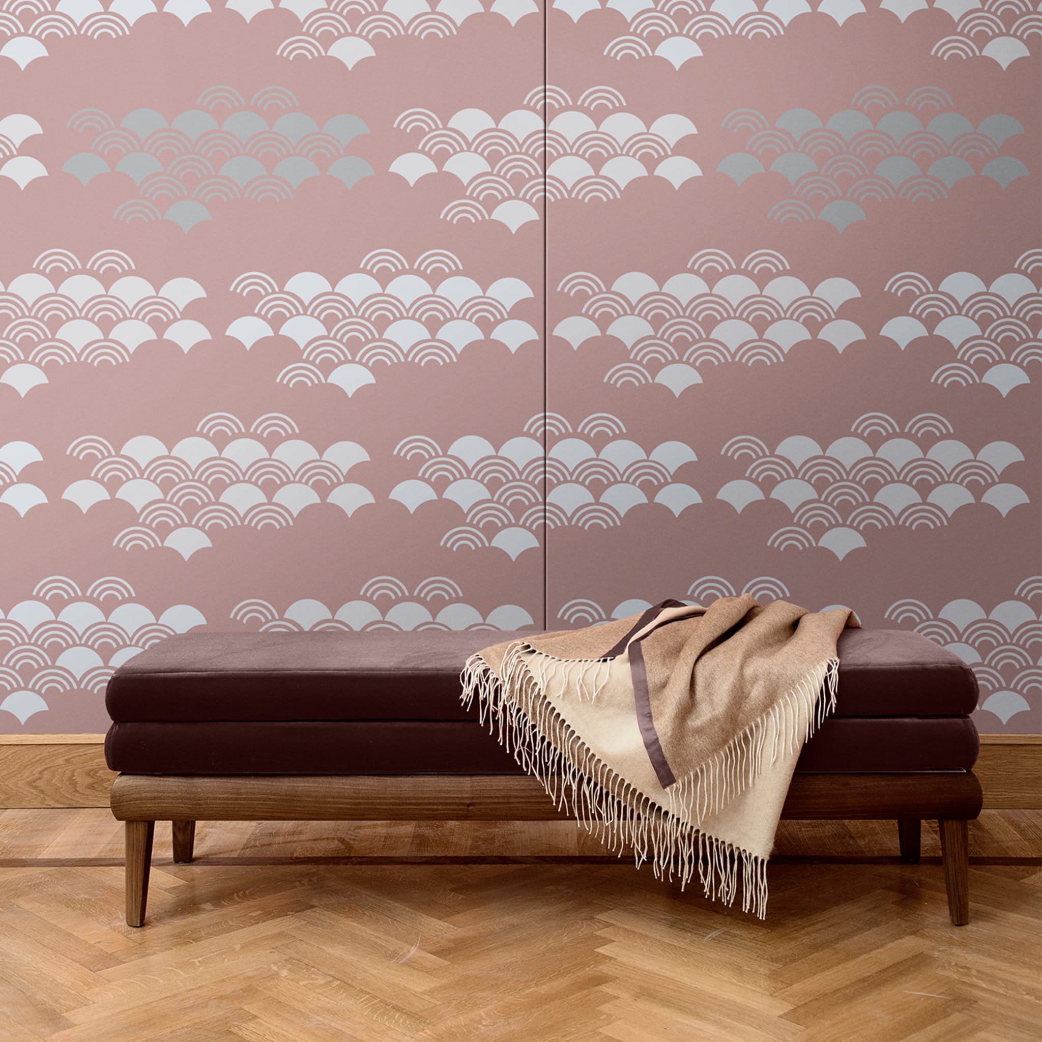 Japanese Pattern Pink Wall Covering - Alternative view 1