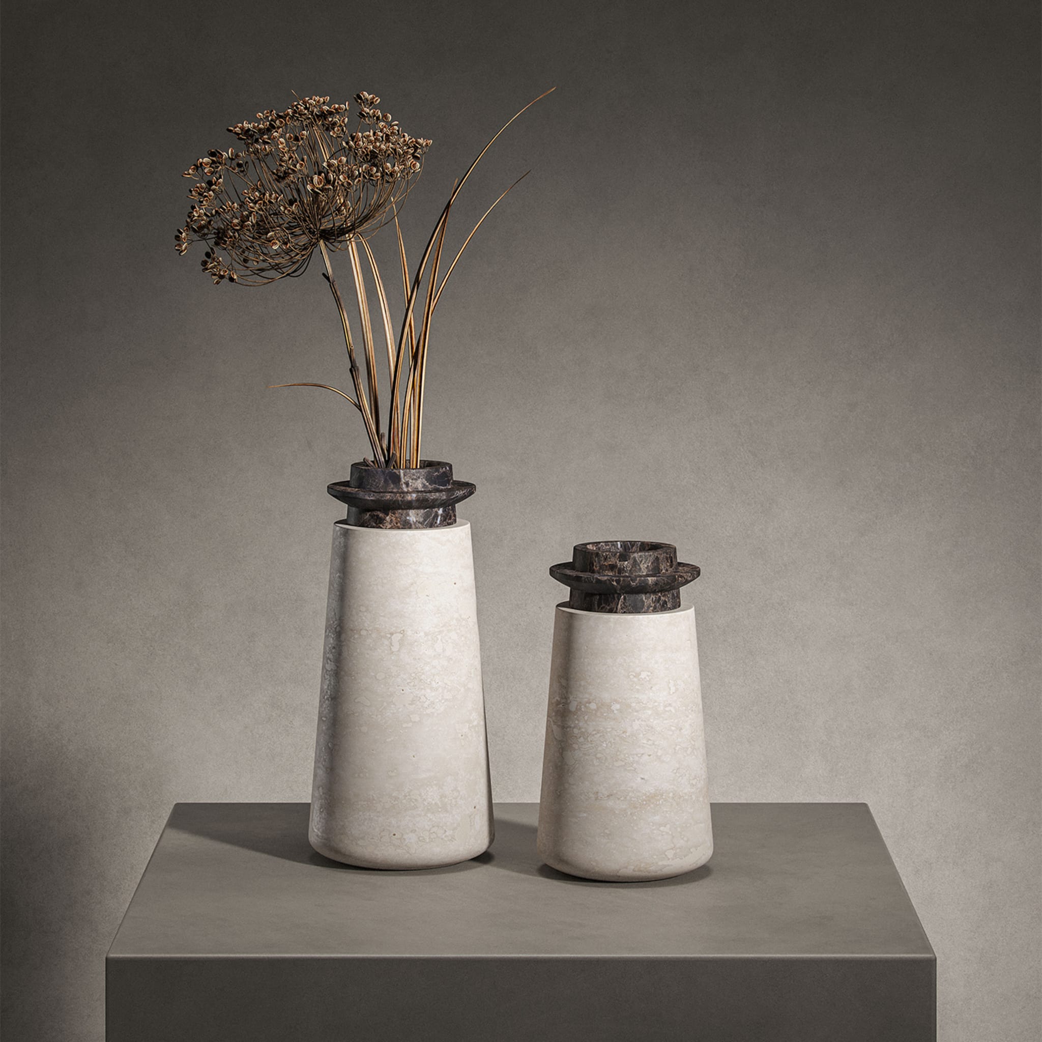 Vaso piccolo Tivoli in travertino e marmo di Ivan Colominas - Vista alternativa 4