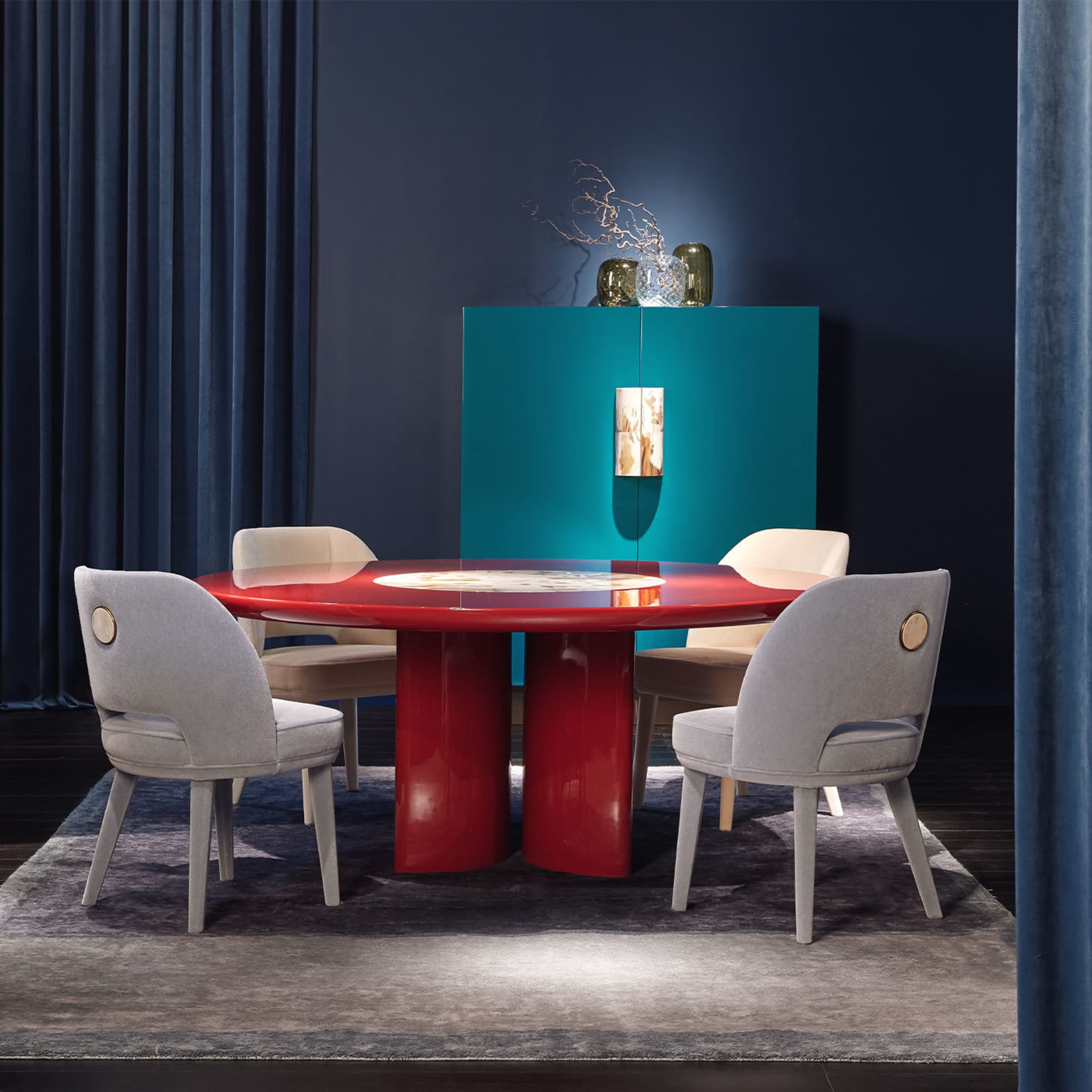Tecla Round Red Dining Table - Alternative view 1