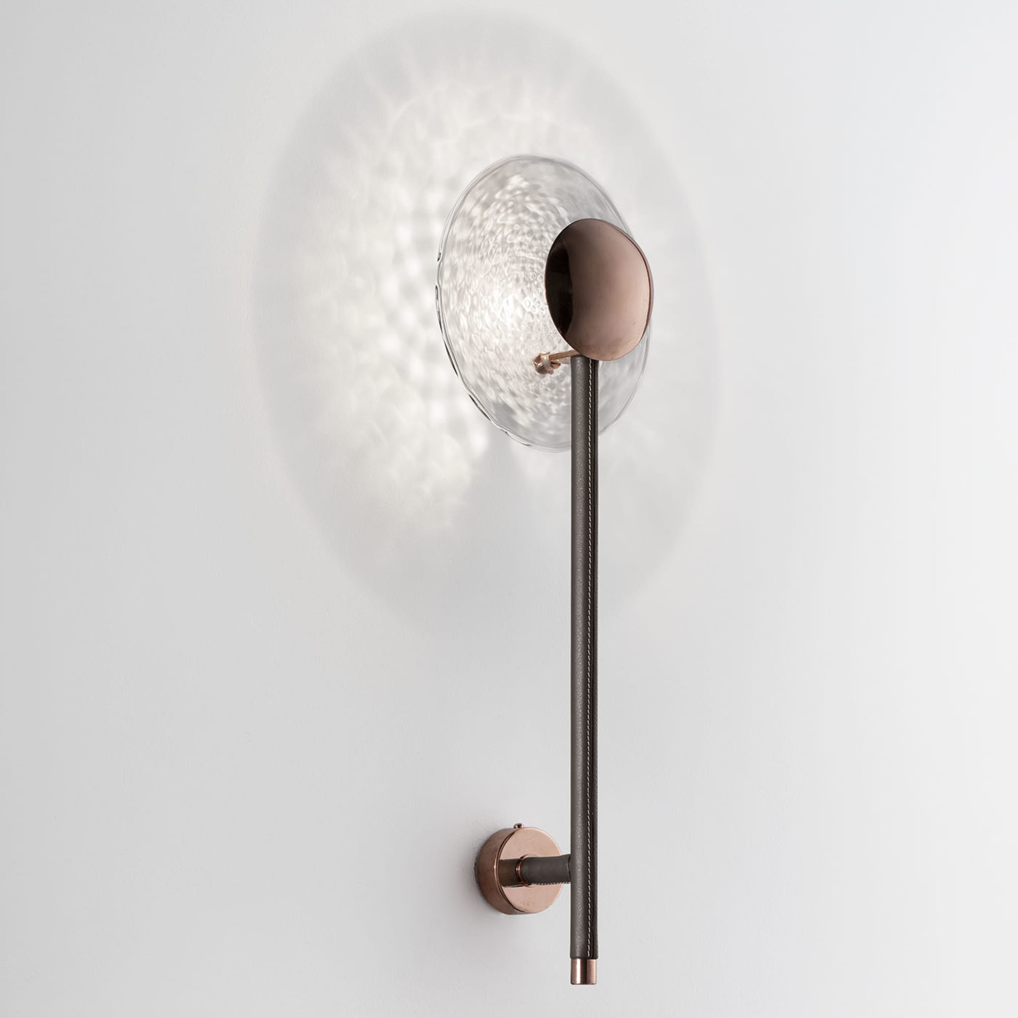 Rullo Leather Wall Lamp - Alternative view 1