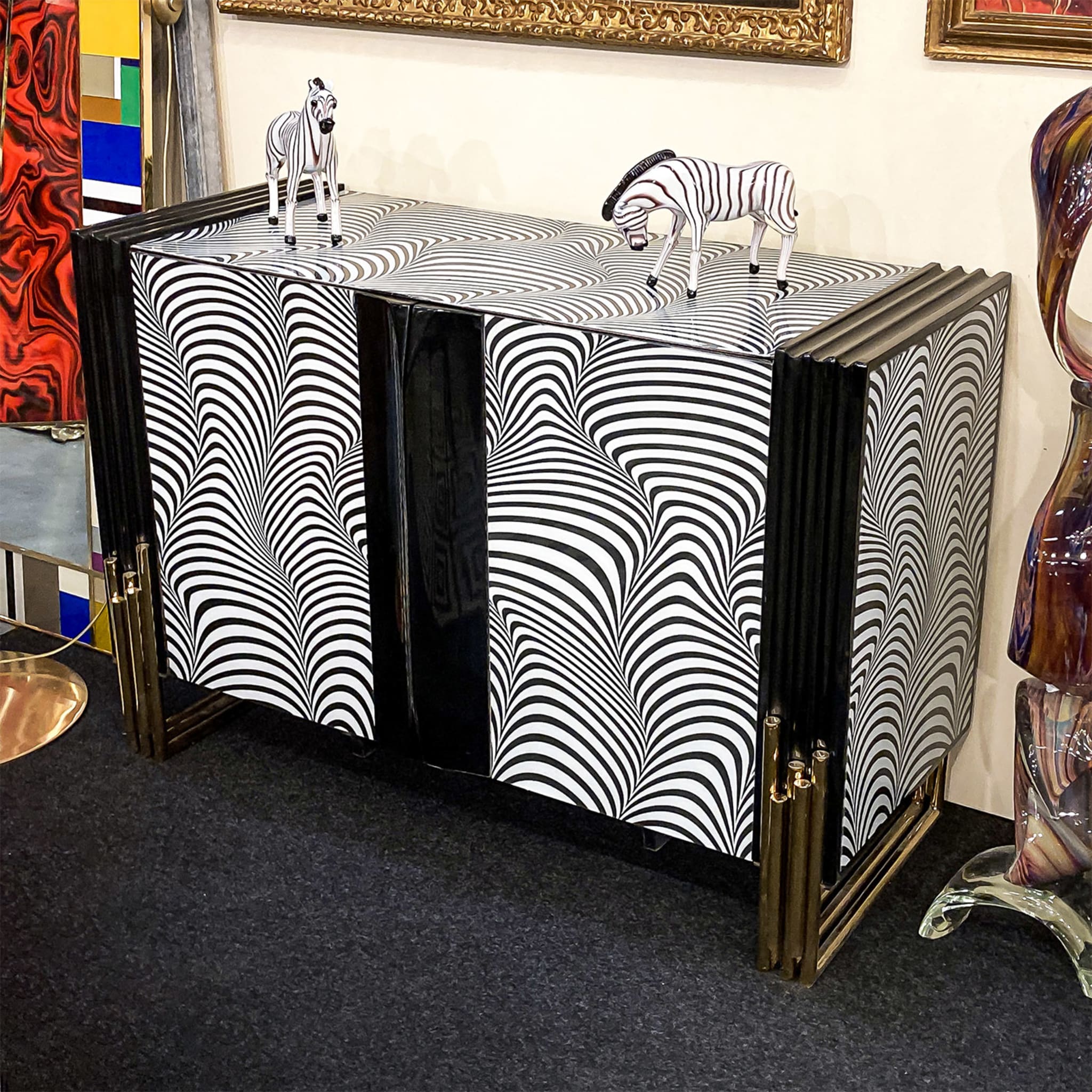 3D Black and White Cabinet - Alternative view 1