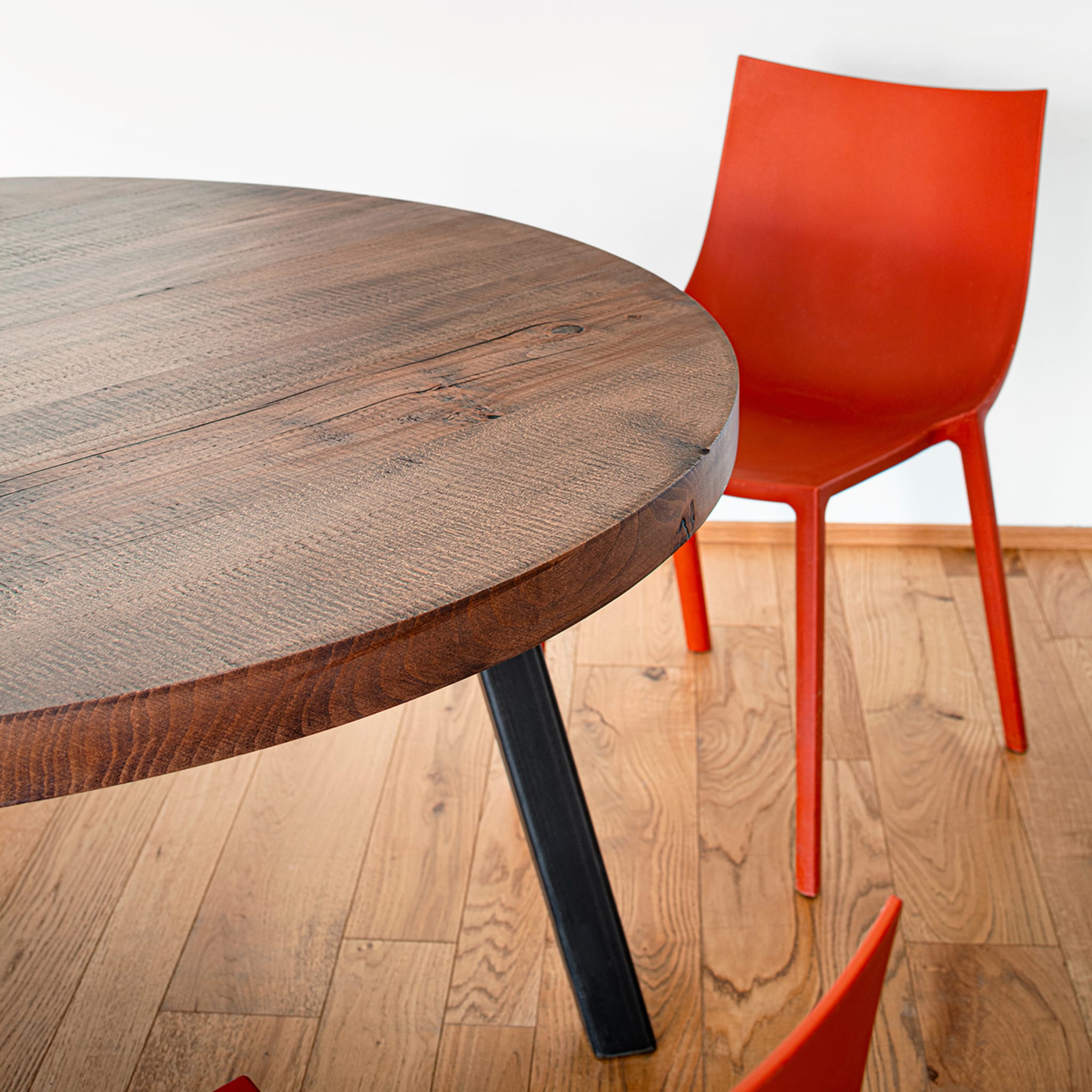 Round vintage stain beech dining table - Alternative view 2