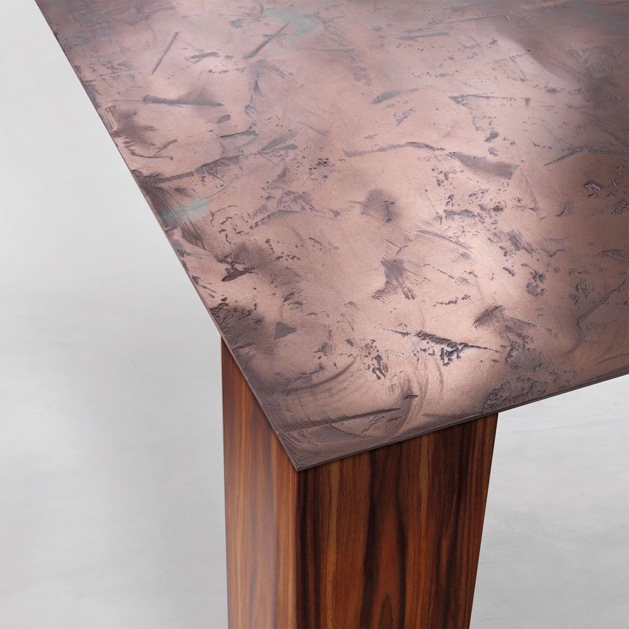 Slim Dining Table by Dainelli Studio - Alternative view 2