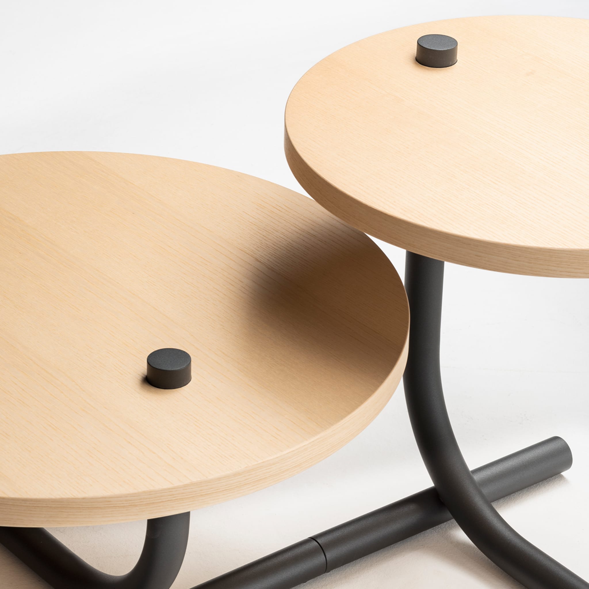 Bubalus T-SM Gray Side Table by Sovrappensiero Design Studio - Alternative view 2