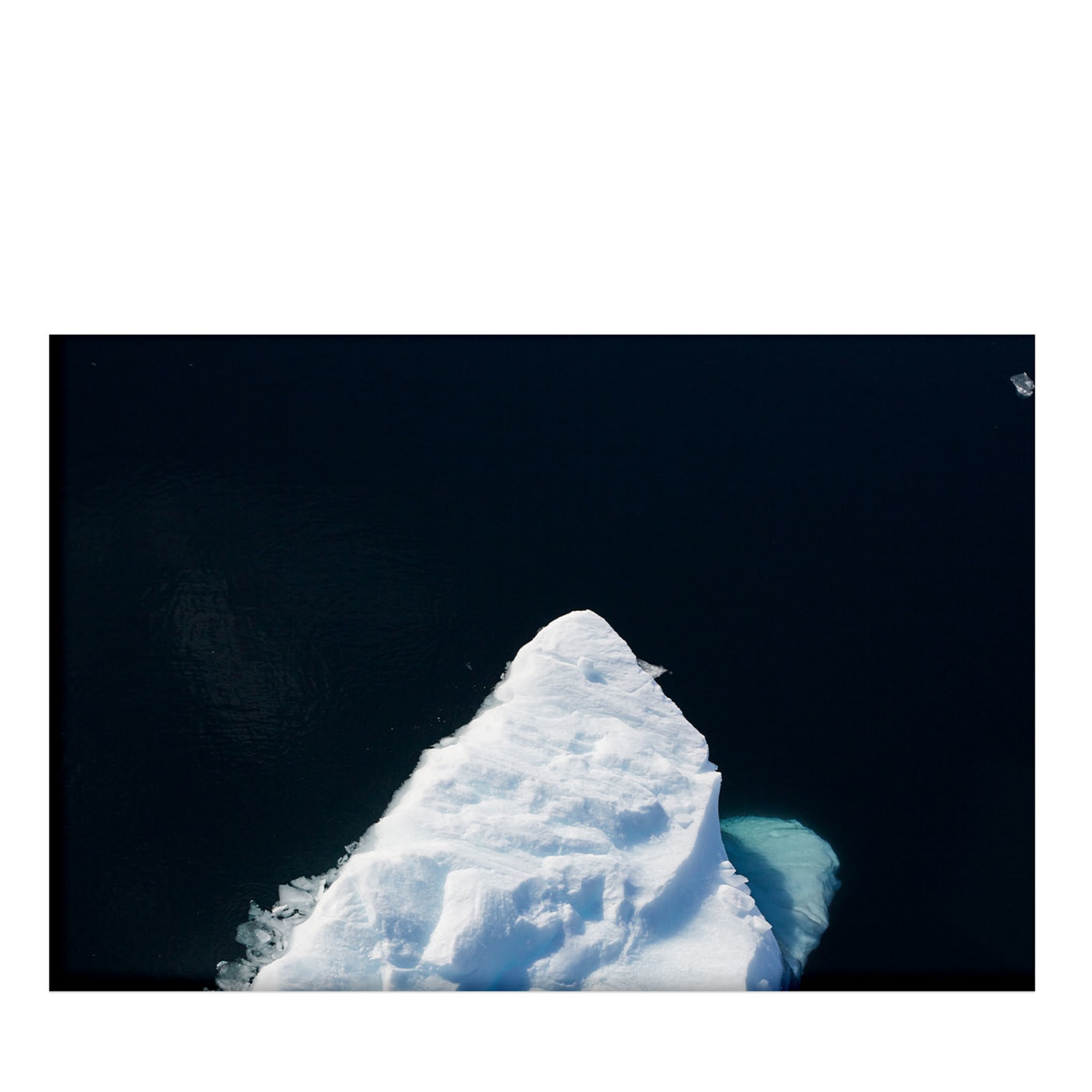 Fotografia della testa di un iceberg - Vista principale