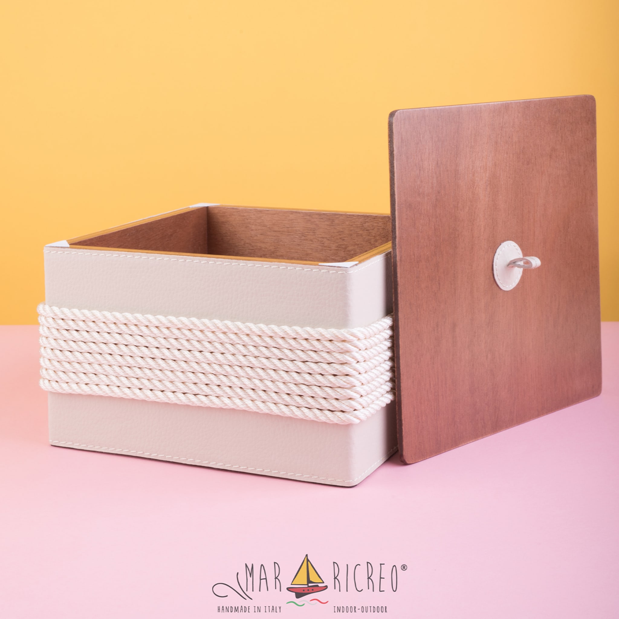 Box with Rope and Cream Eco-Leather Inserts - Alternative view 1
