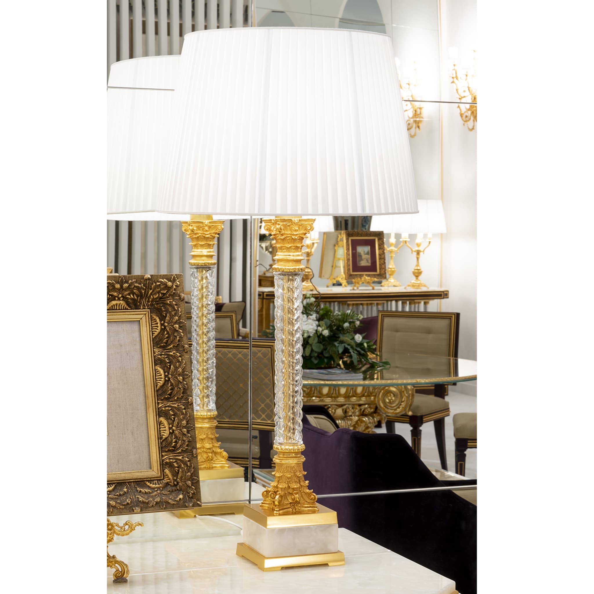 Lámpara de mesa de cristal y oro estilo Imperio - Vista alternativa 2