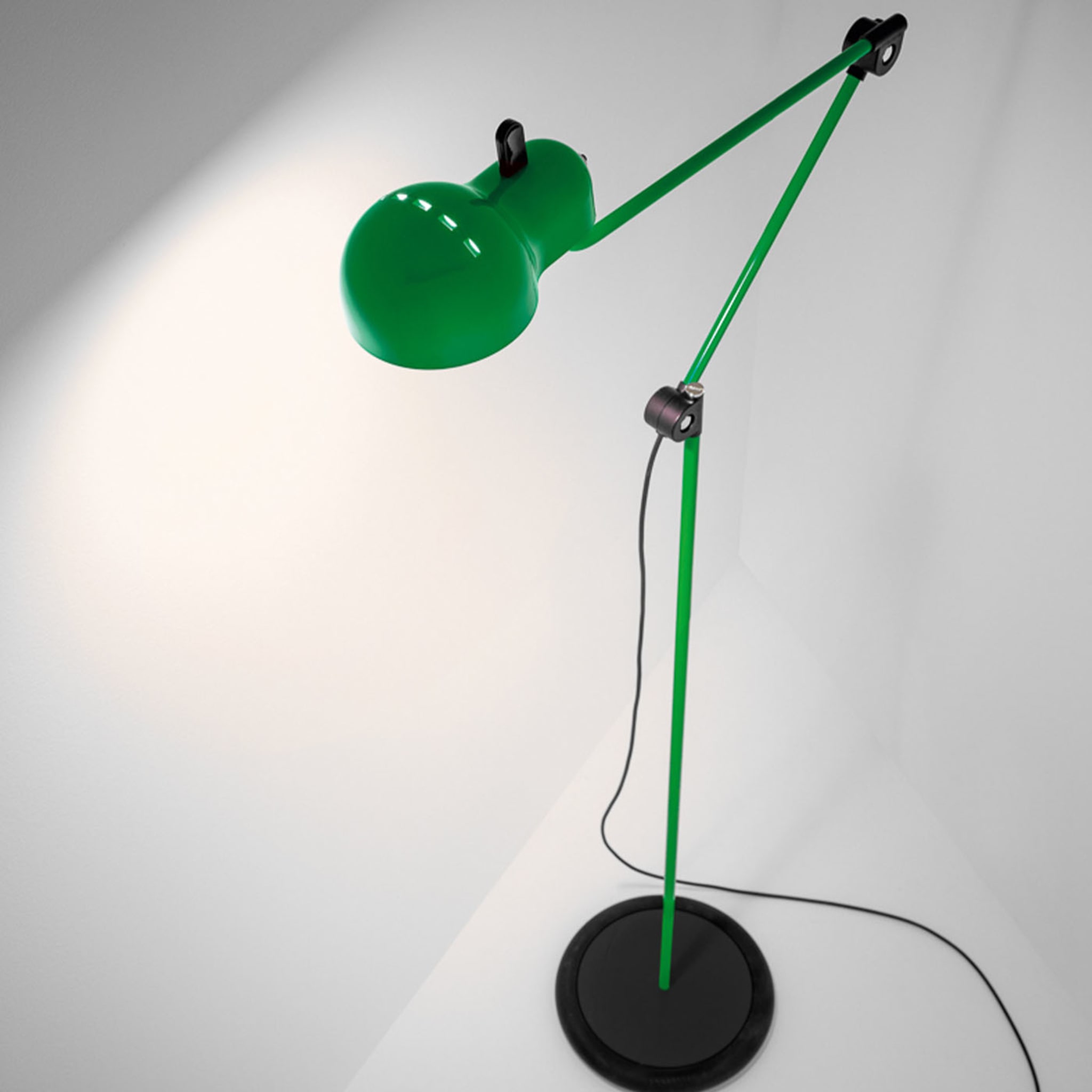 Topo Green Floor Lamp - Alternative view 1
