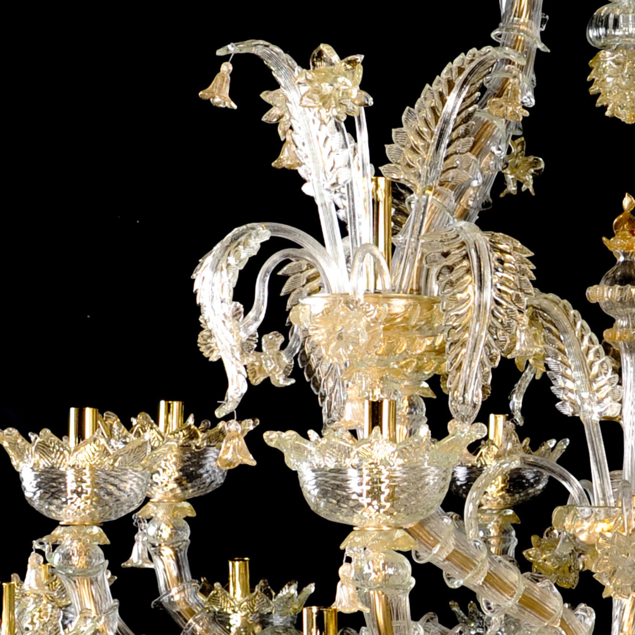 Rezzonico-style Gold and Crystal Chandelier #6 - Alternative view 4