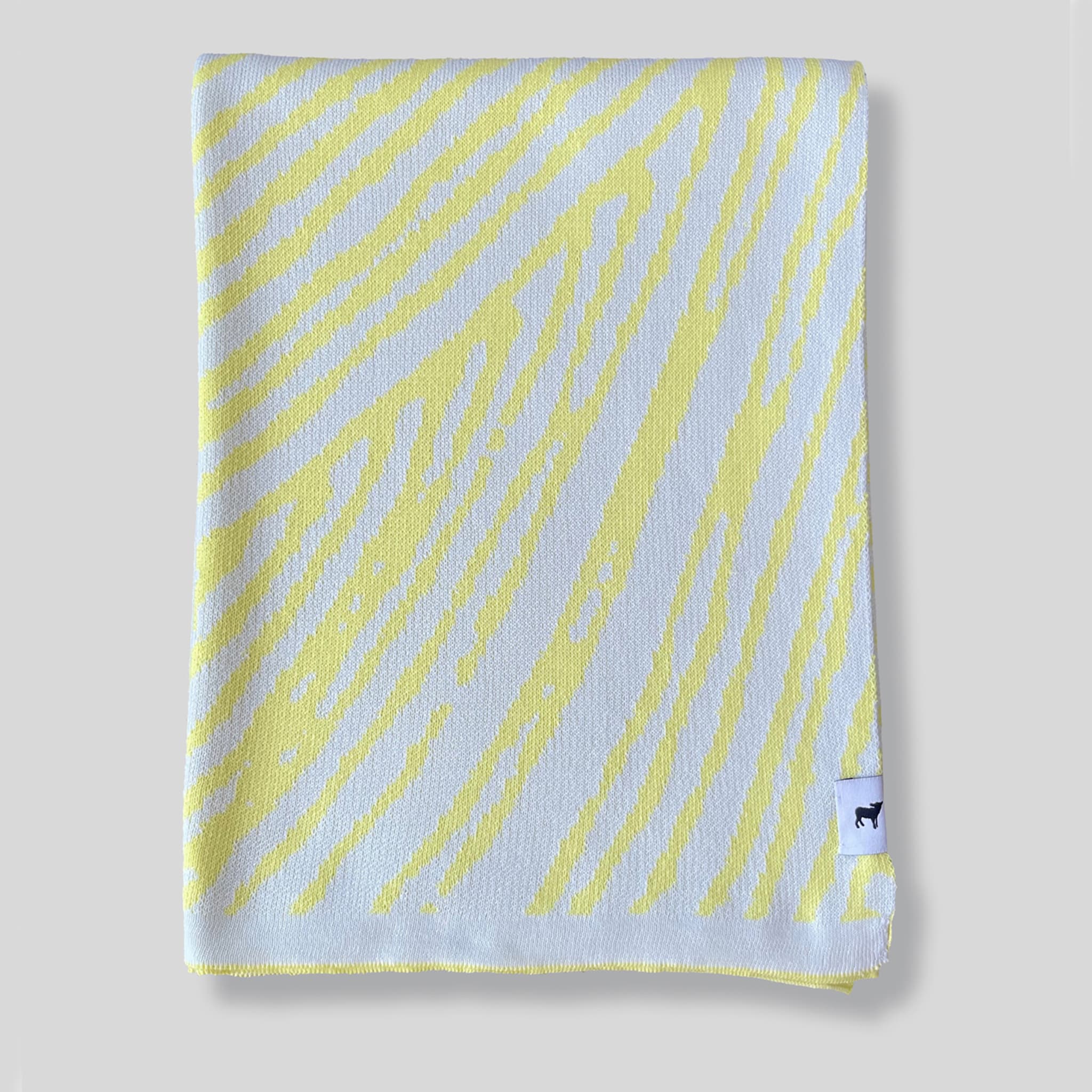 Tratto Bio Neon-Yellow & White Blanket by Emilio Salvatore Leo - Alternative view 5