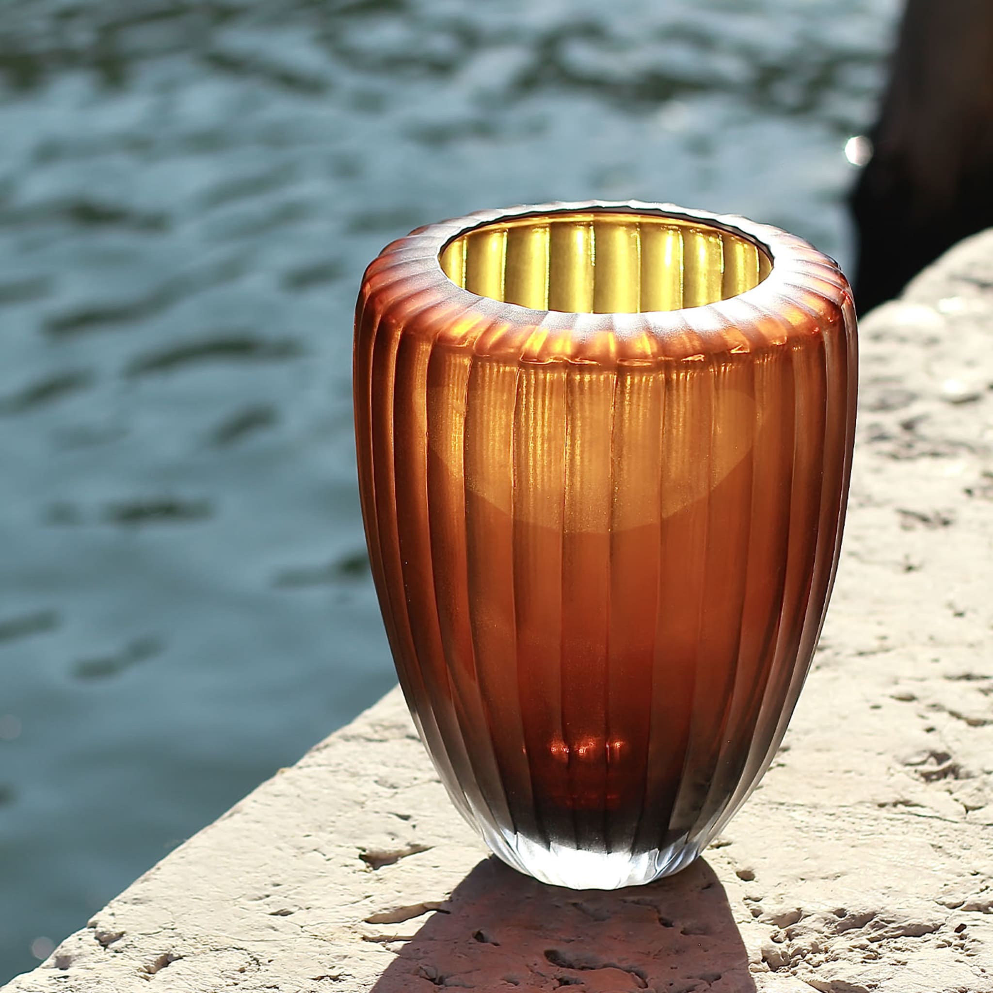 Goccia Ambra Vase - Alternative view 1