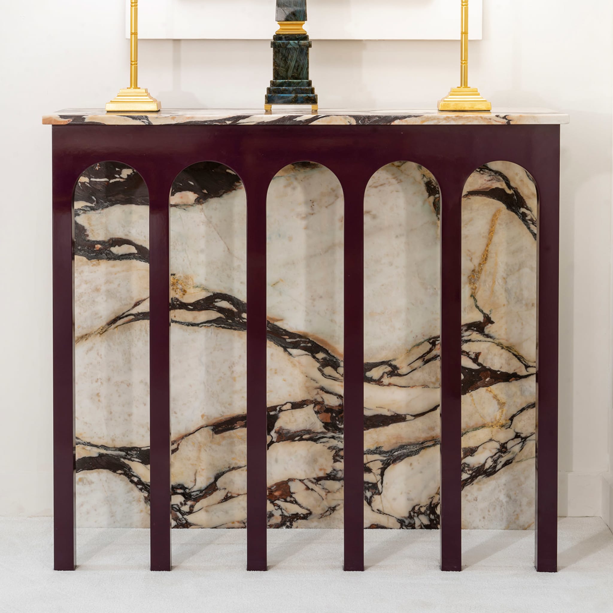 ARCHED CONSOLE IN ONYXED BRECCIA MARBLE - Alternative view 1