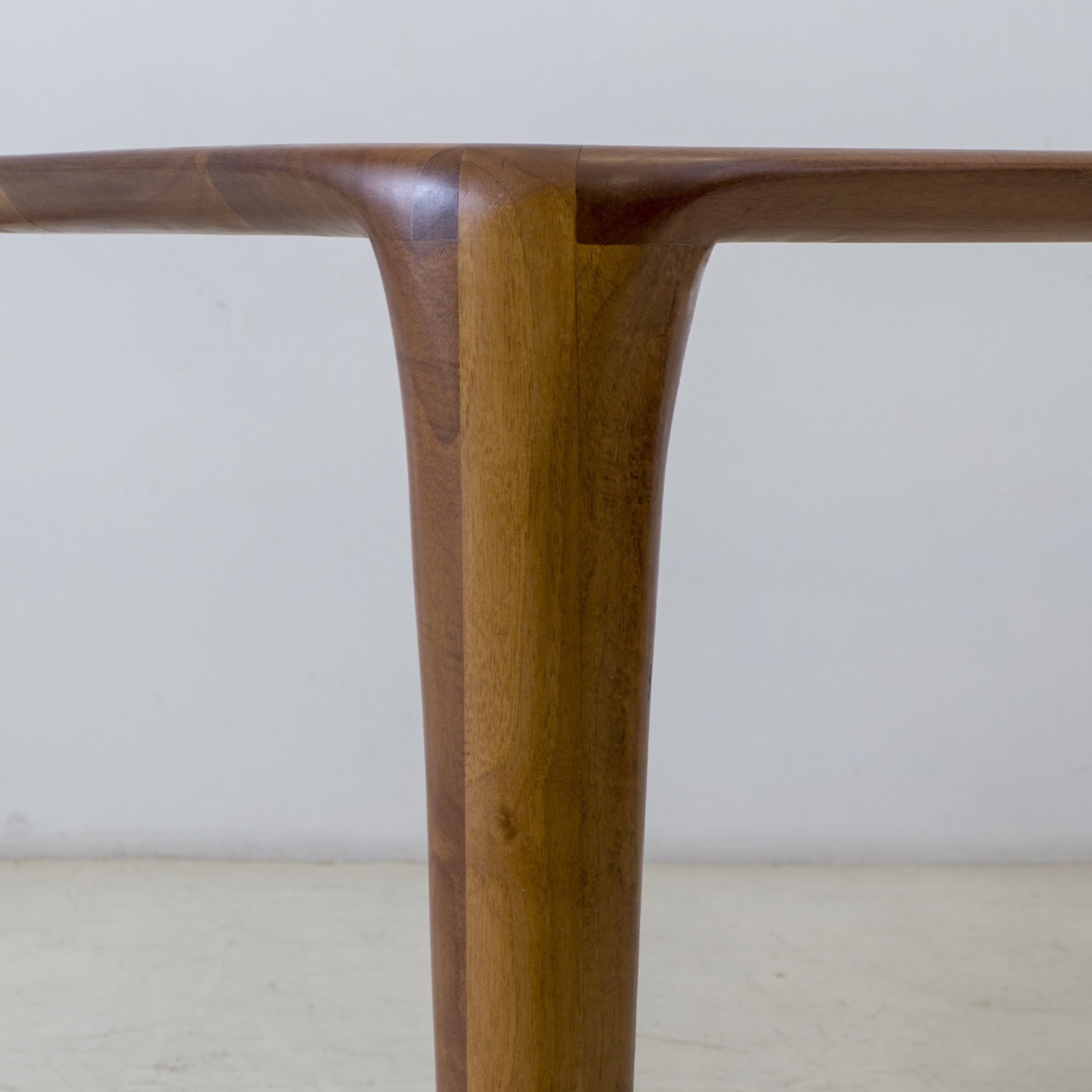 S_Table Solid Wood Dining Table - Alternative view 3