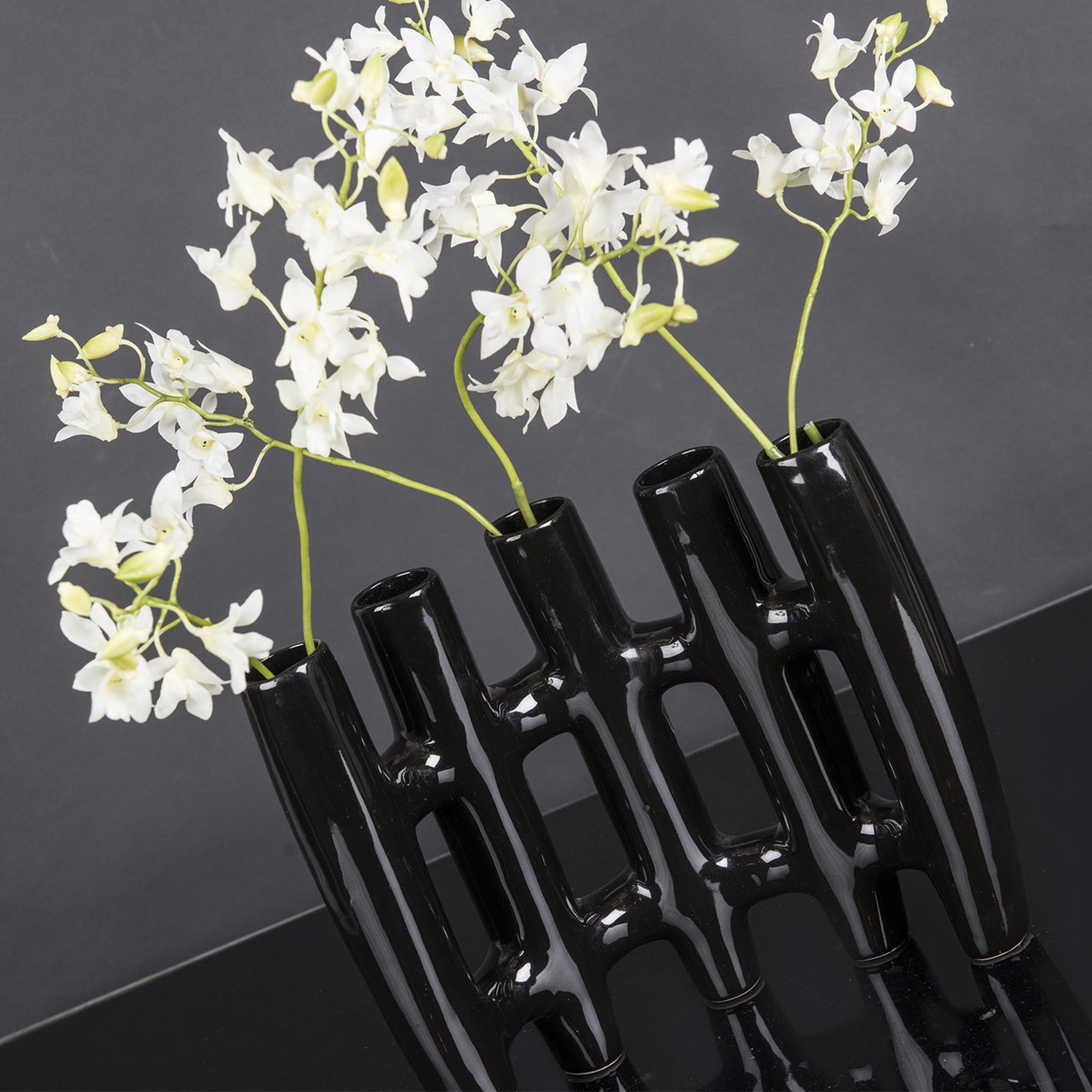 Vase à bourgeons noir - Vue alternative 5