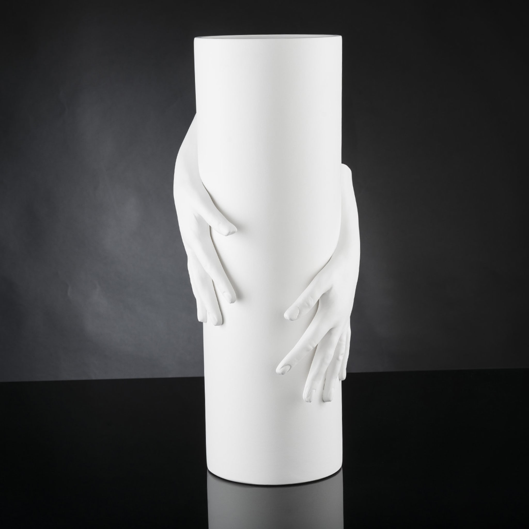 Hände Weiße Vase - Alternative Ansicht 4