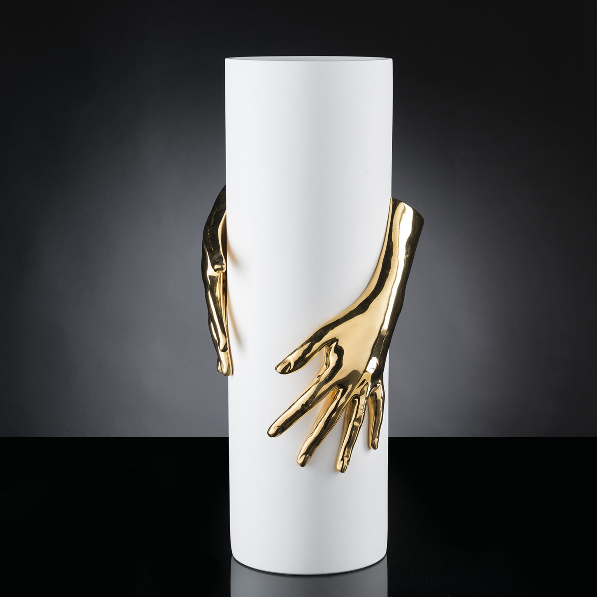 Hands Gold and White Vase - Alternative view 2