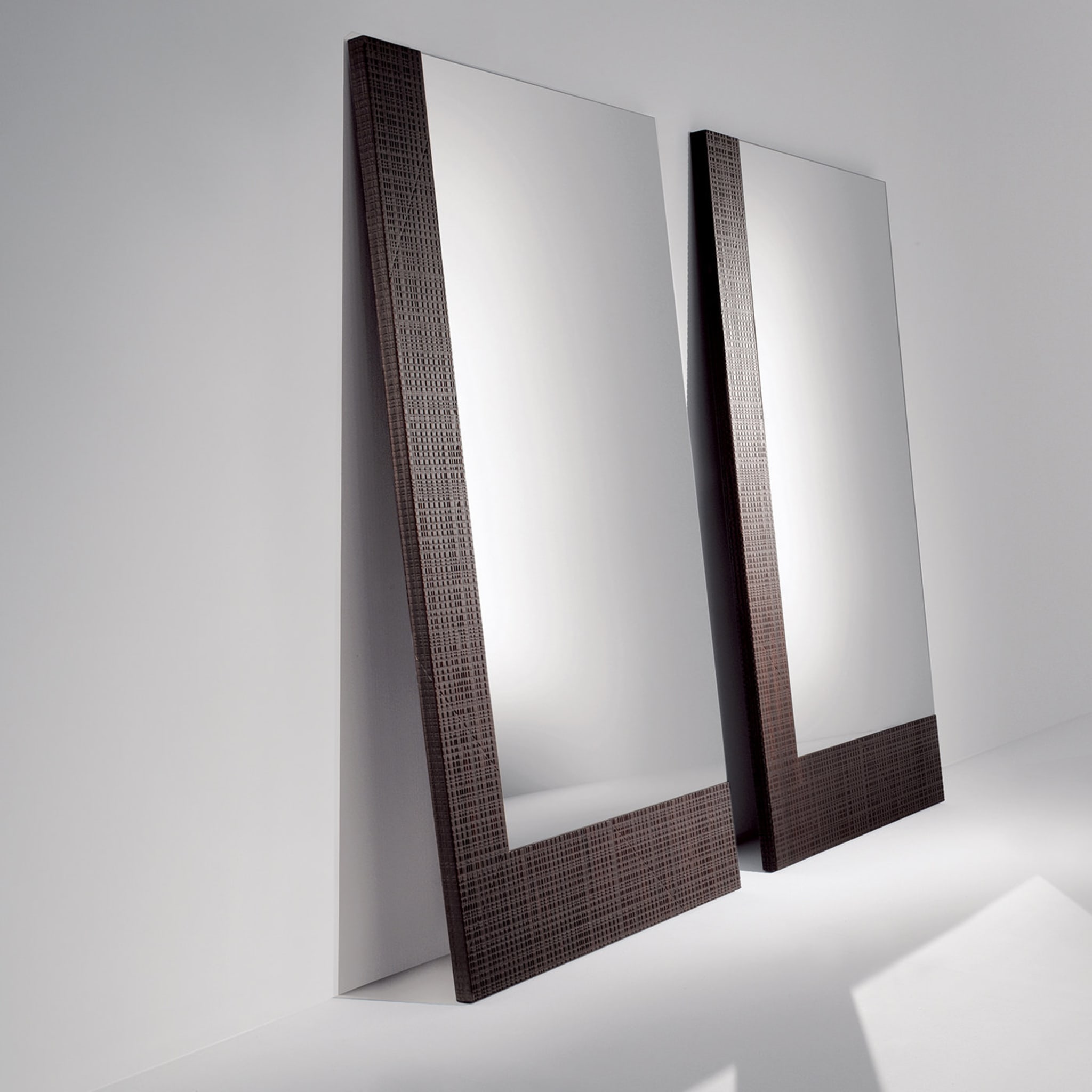 BD 02 Maxima Mirror by Bartoli Design - Alternative view 1