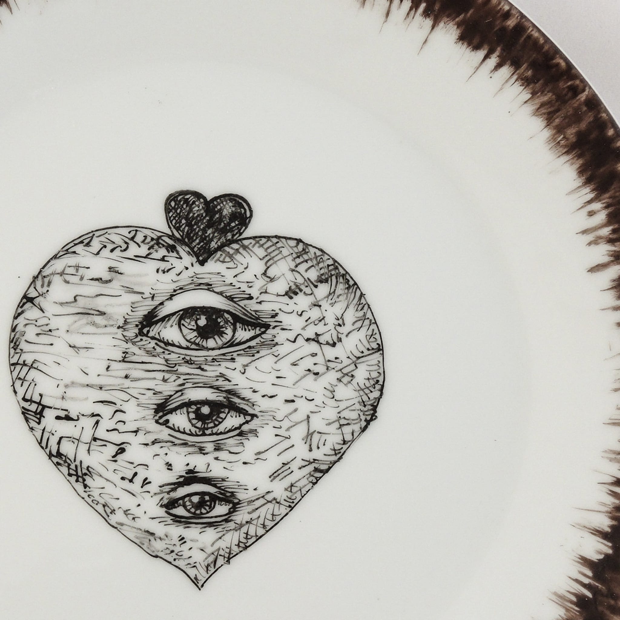 Eyes Heart Plate - Kollektion Herzen - Alternative Ansicht 1