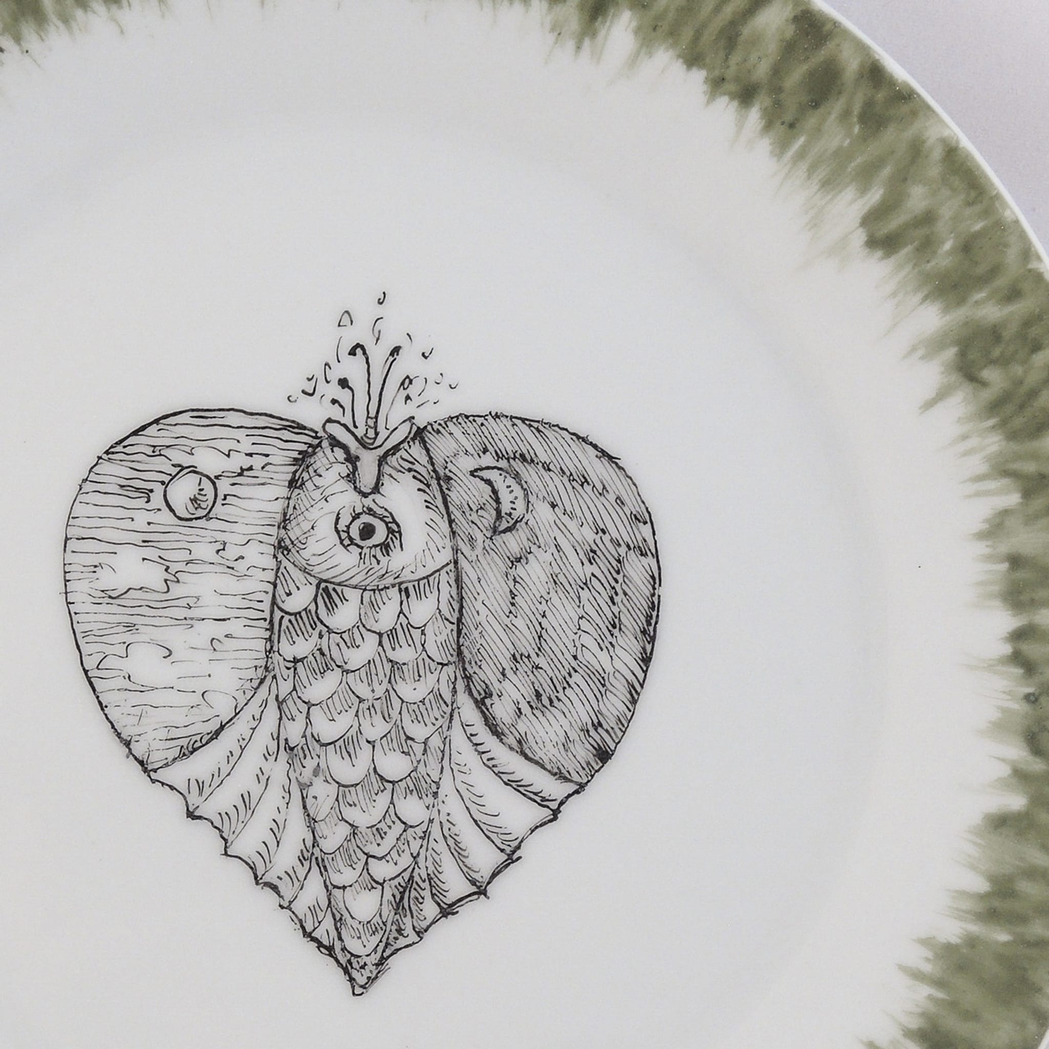 Fish Heart Plate - Hearts collection - Alternative view 1