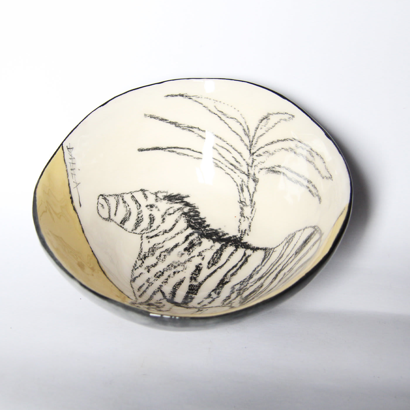 The Zebra Bowl Dalila Chessa | Artemest