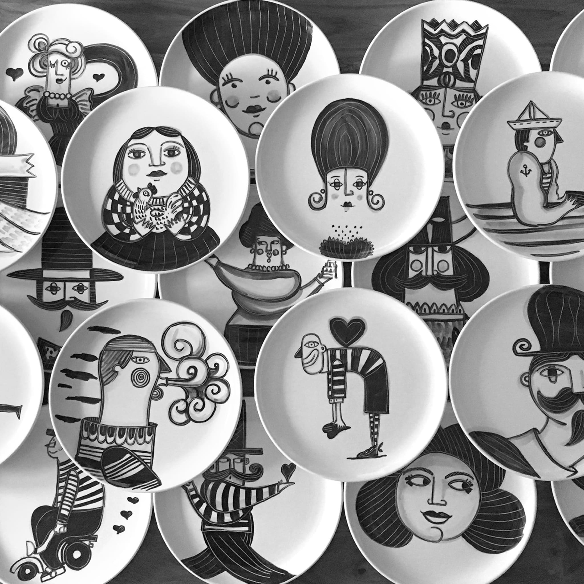 Eva Black and White Stories Plate Collection  - Alternative view 2