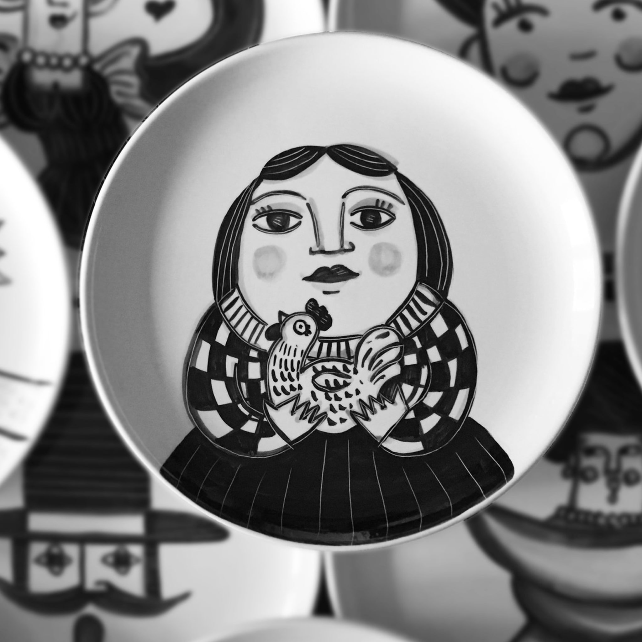 Eva Black and White Stories Plate Collection  - Alternative view 5