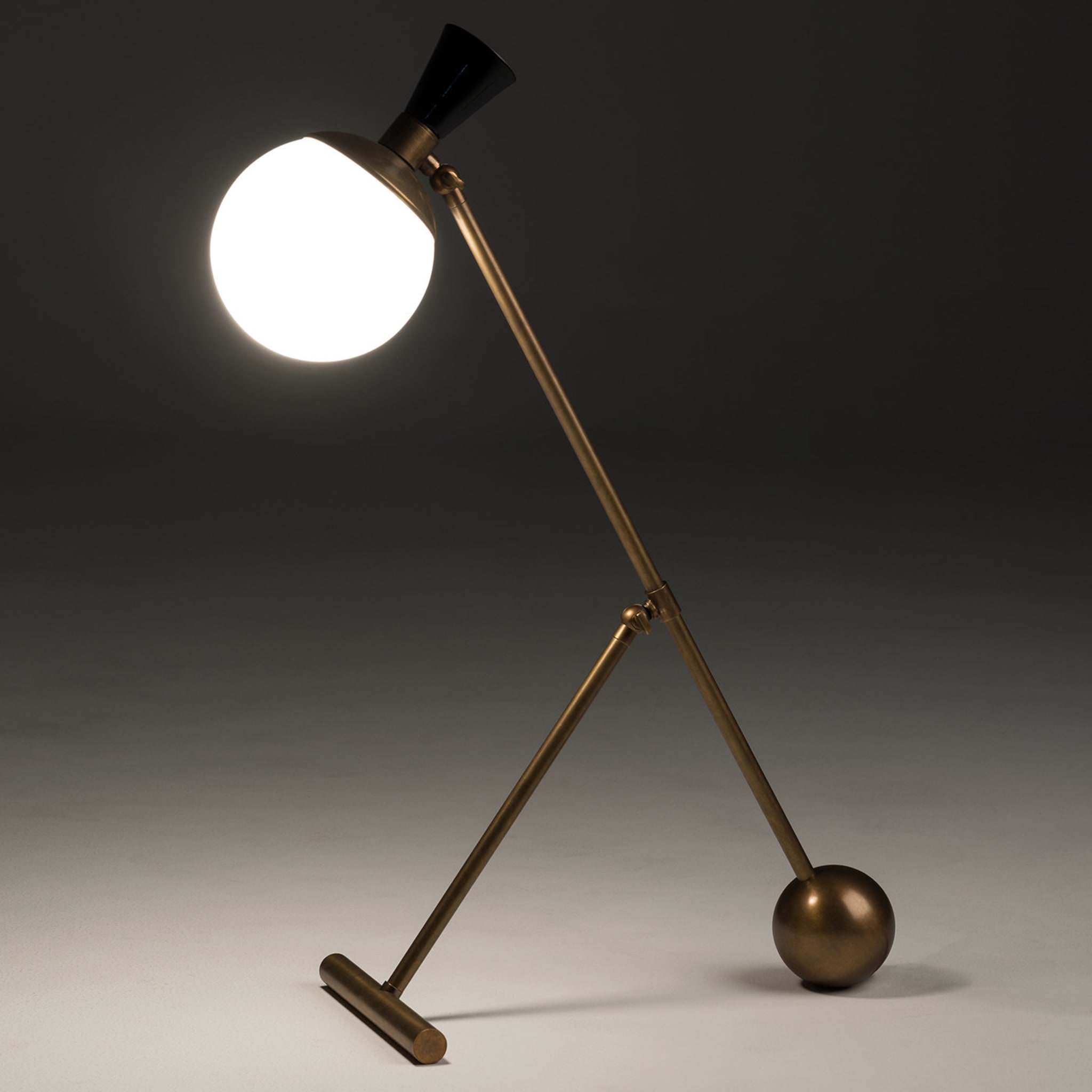Igloo Desk Lamp Tribeca Collection by Marco and Giulio Mantellassi - Alternative view 1