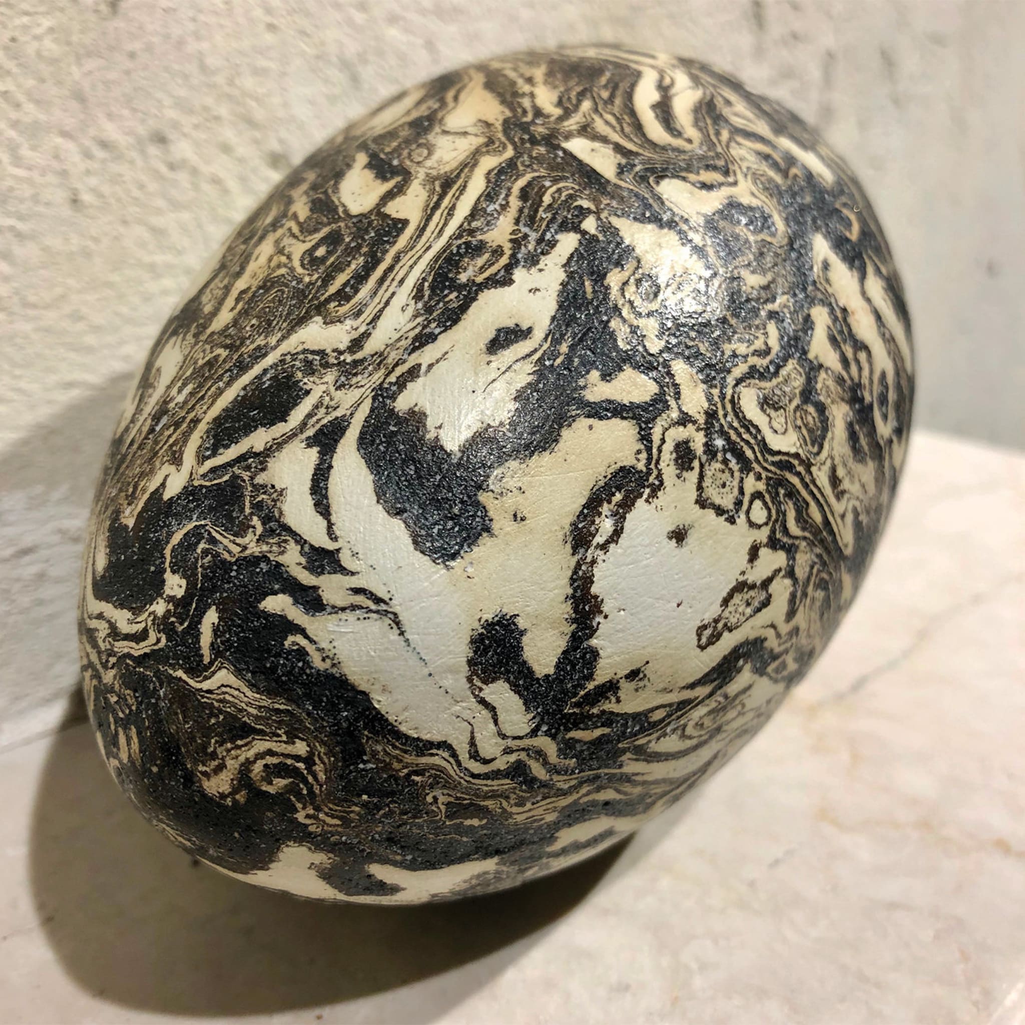 Onfalos Egg Sculpture - Alternative view 3