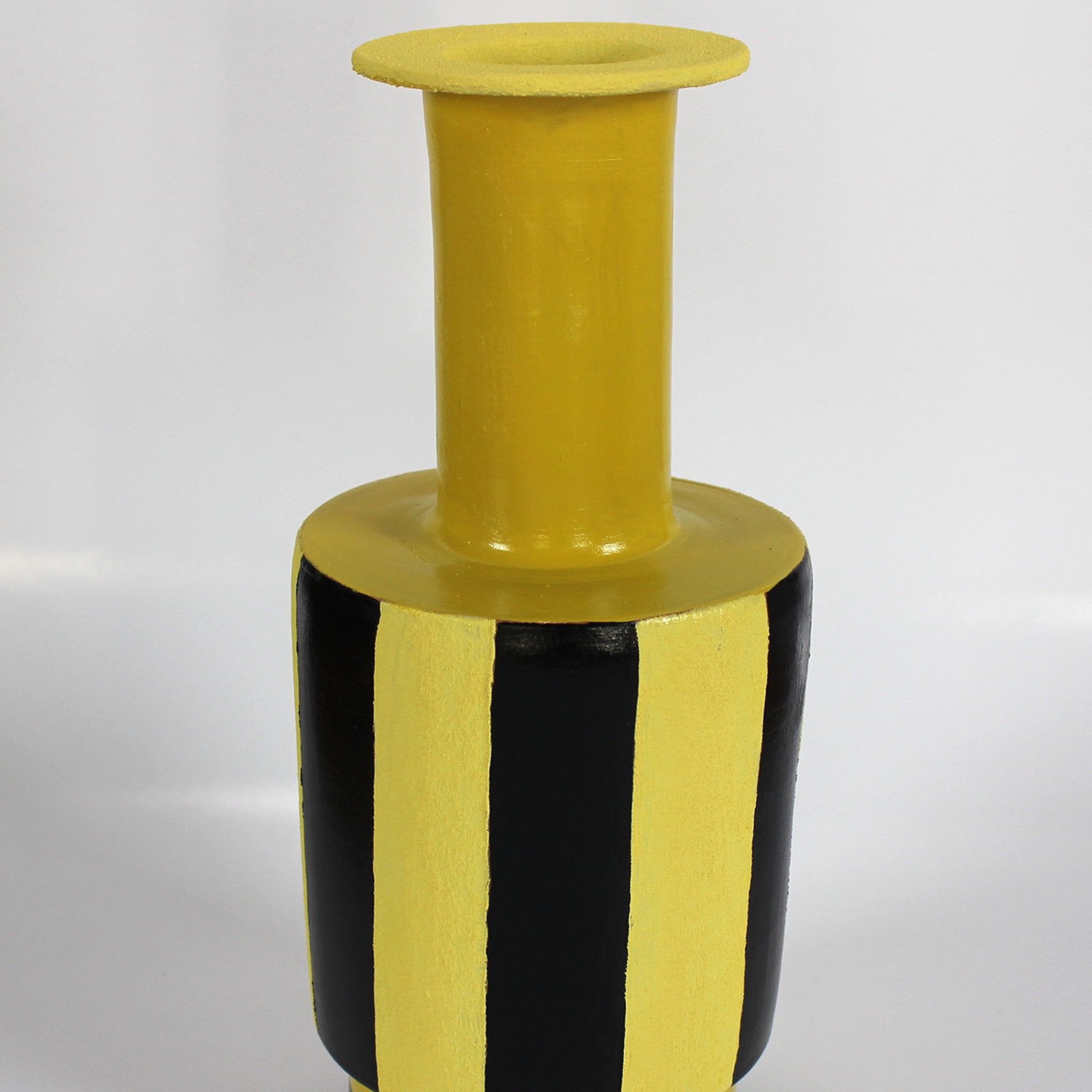 Terracotta Vase 10 by Mascia Meccani - Alternative view 1