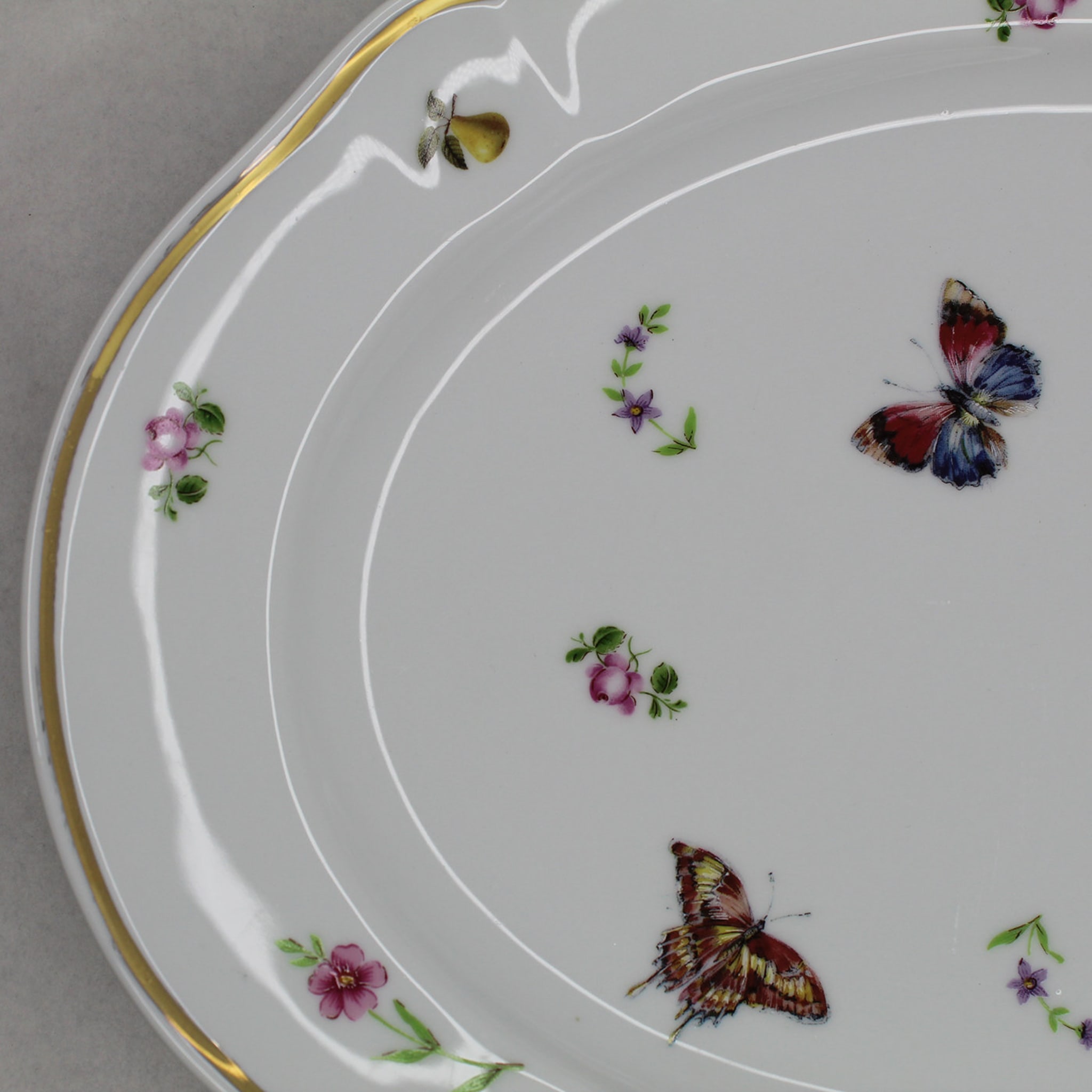 Butterflies Oval Platter 34.5 cm  - Alternative view 1