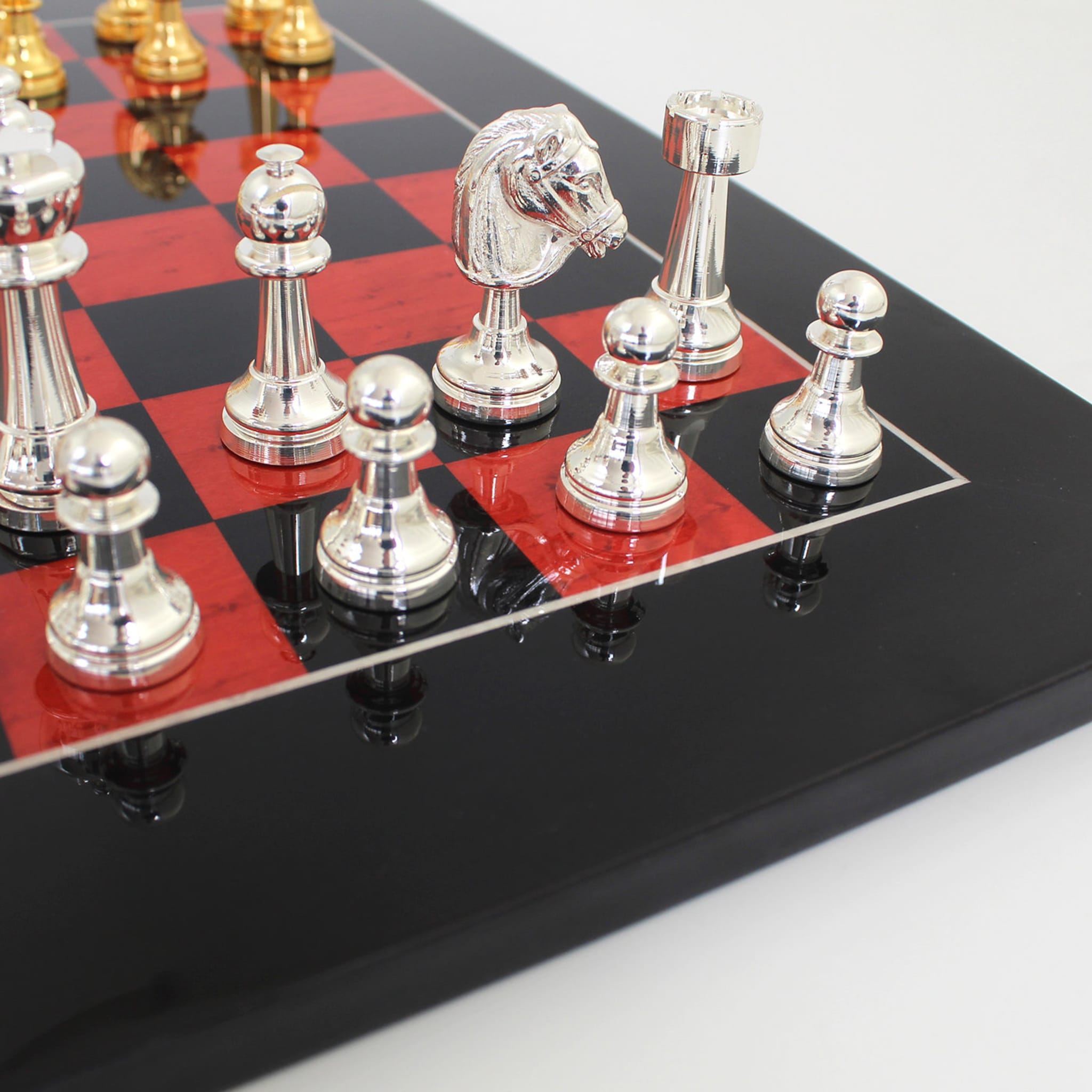 Staunton Chess Set - Alternative view 3