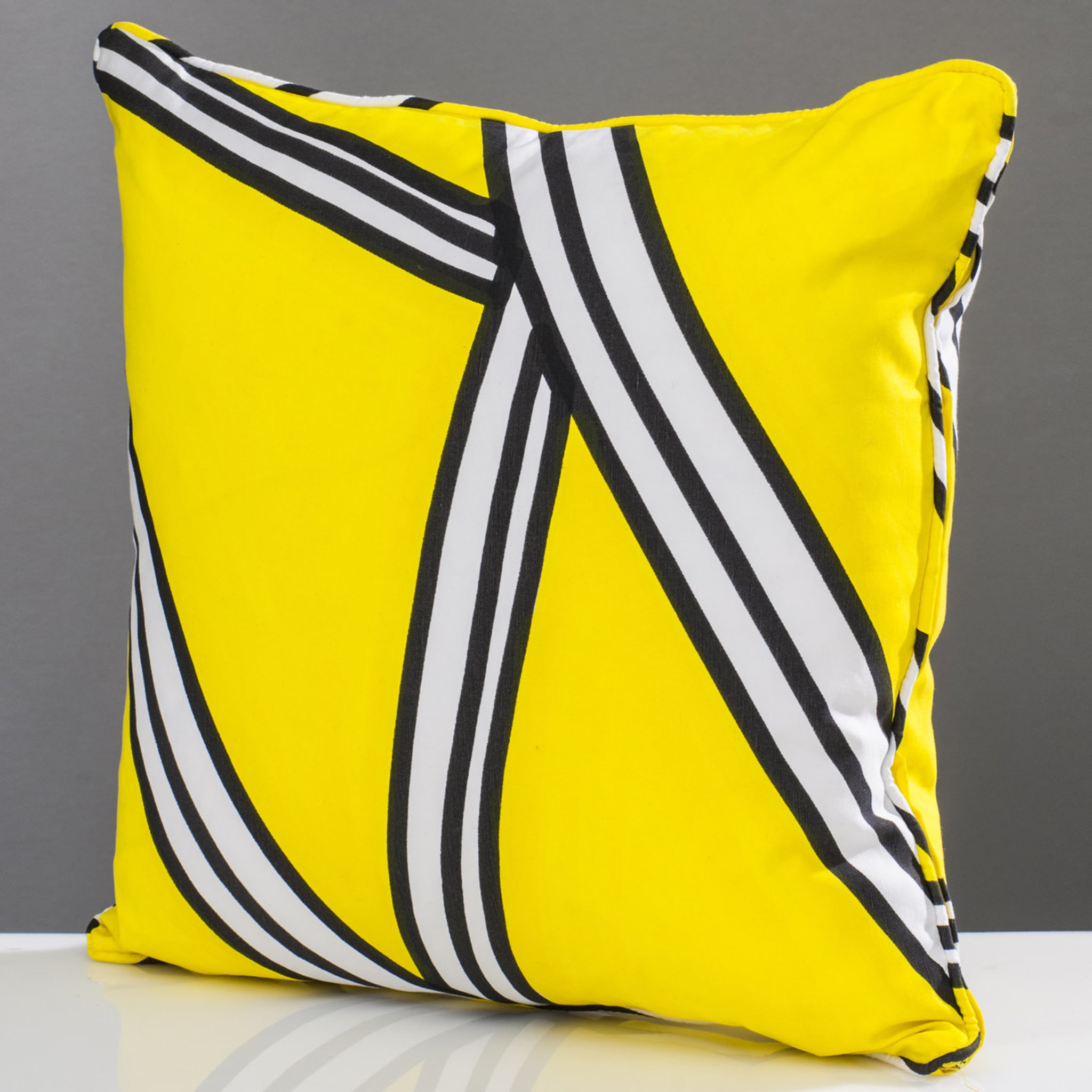 Tria Yellow Cushion - Alternative view 1