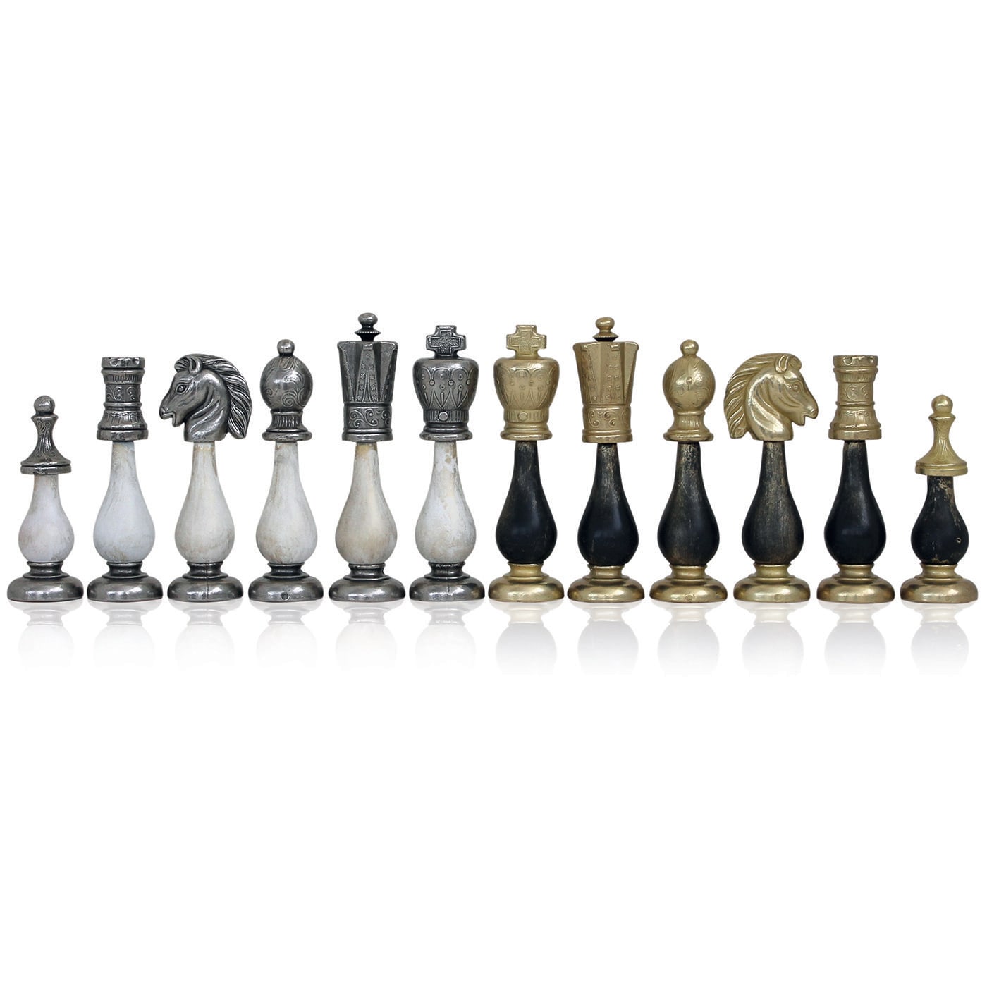 Chess Set Adorned with Arabesques - Italfama
