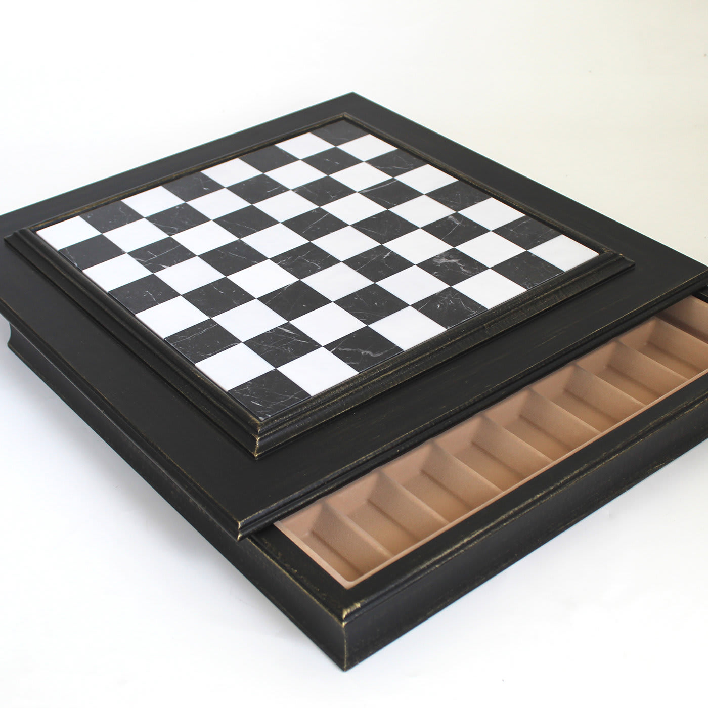 Chess Set Adorned with Arabesques - Italfama