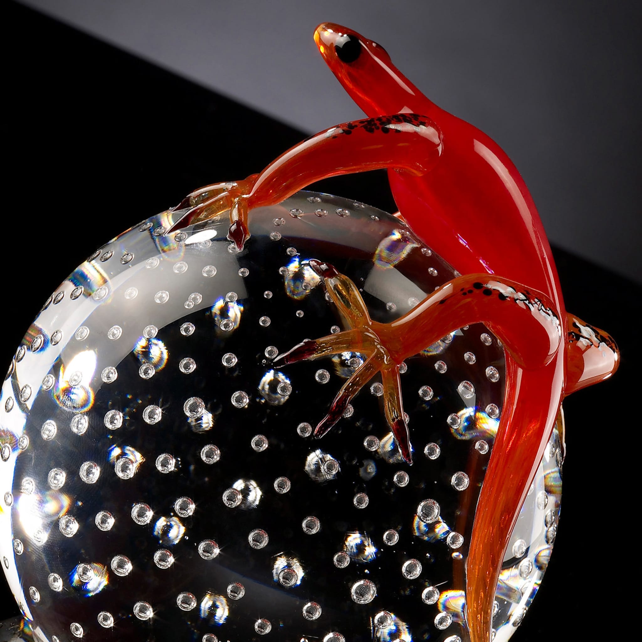 Red Glass Gecko On Sphere - Alternative view 2