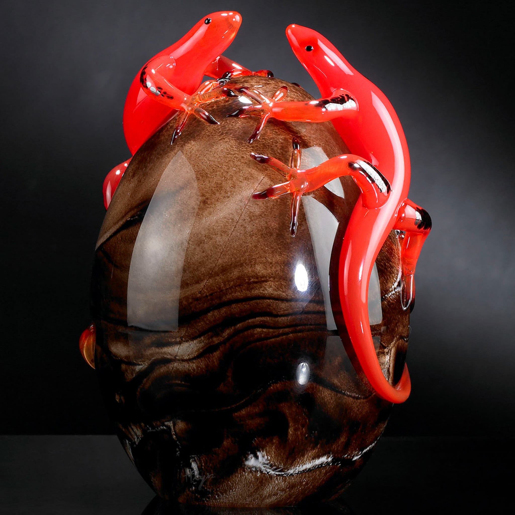 Brown Glass Egg with 2 Red Geckos - Alternative view 1
