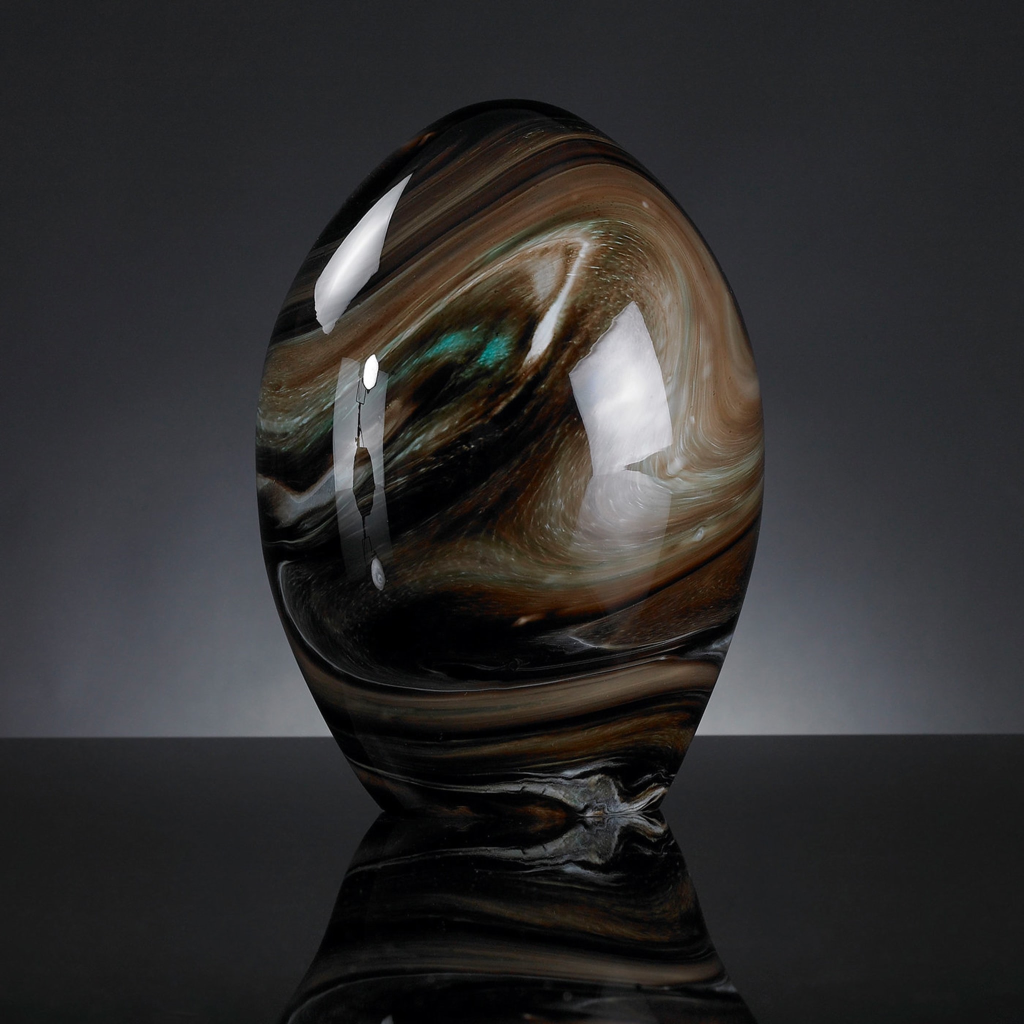 Braun marmoriertes Glas-Ei - Alternative Ansicht 1