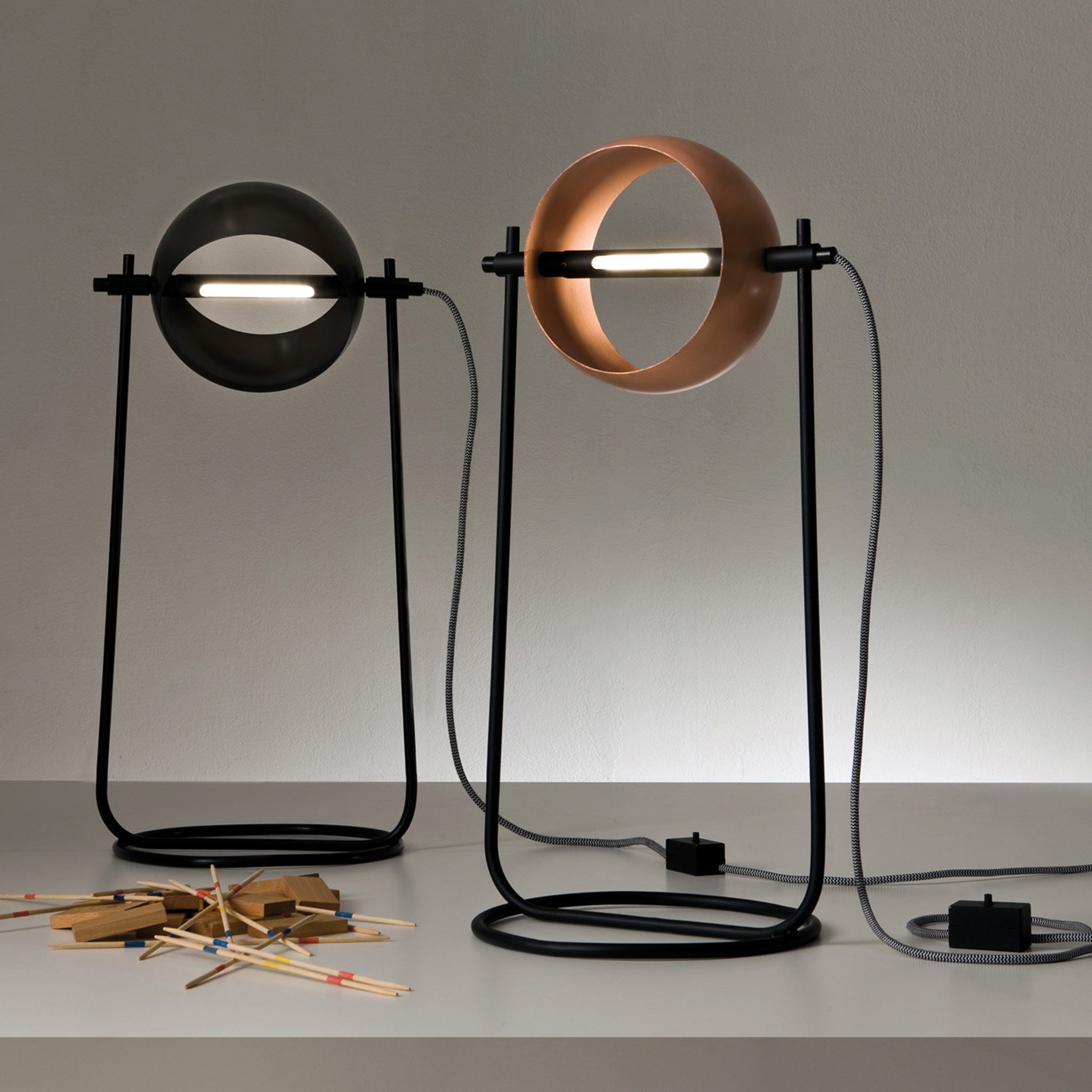 Globe Table Lamp by Edoardo Colzani - Alternative view 1